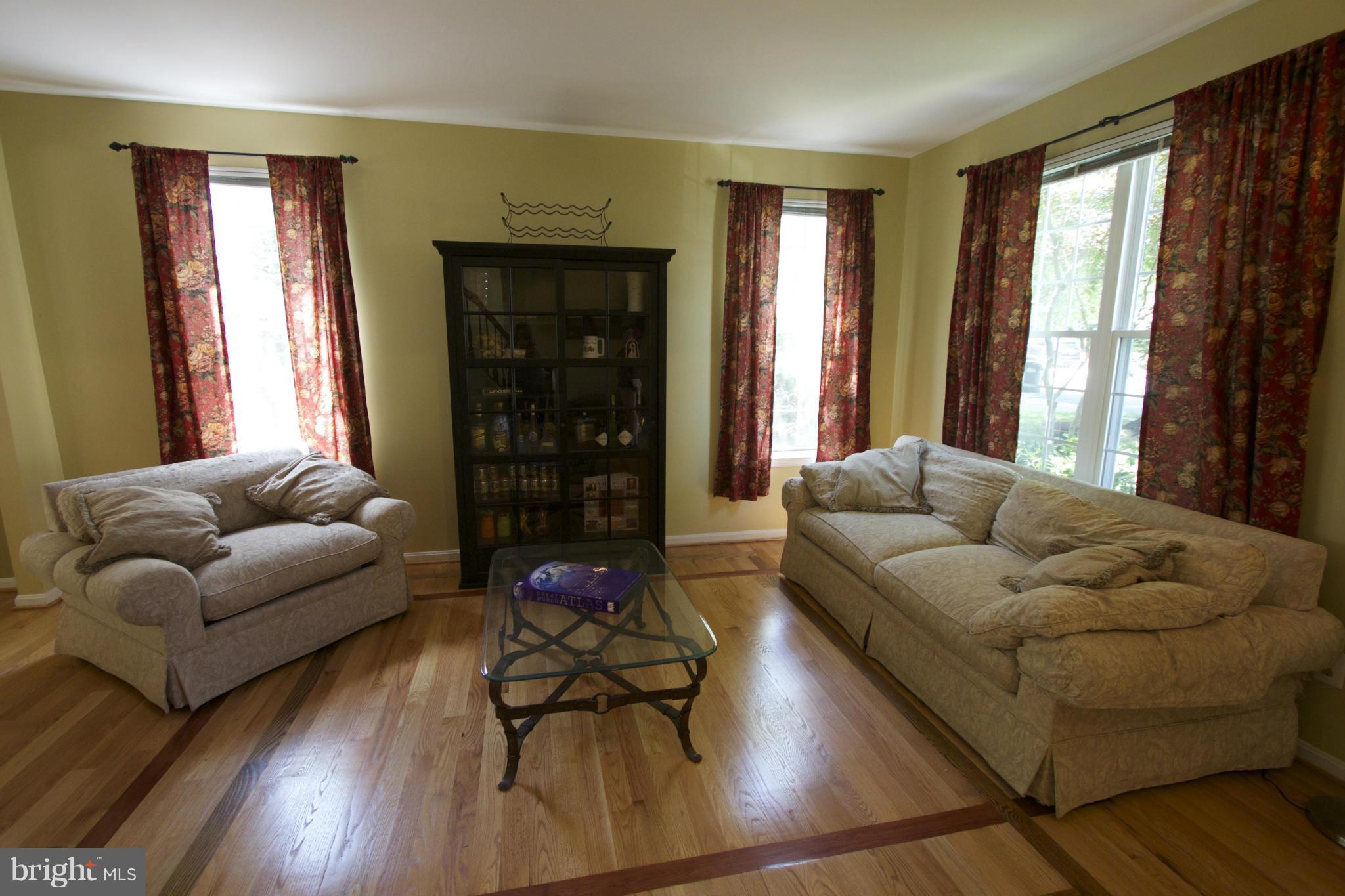 POTOMAC LAKES - Residential