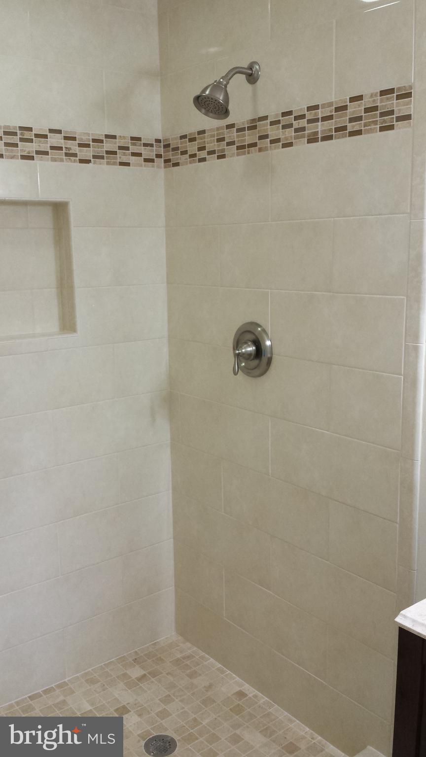 WOODHAVEN - Residential Lease