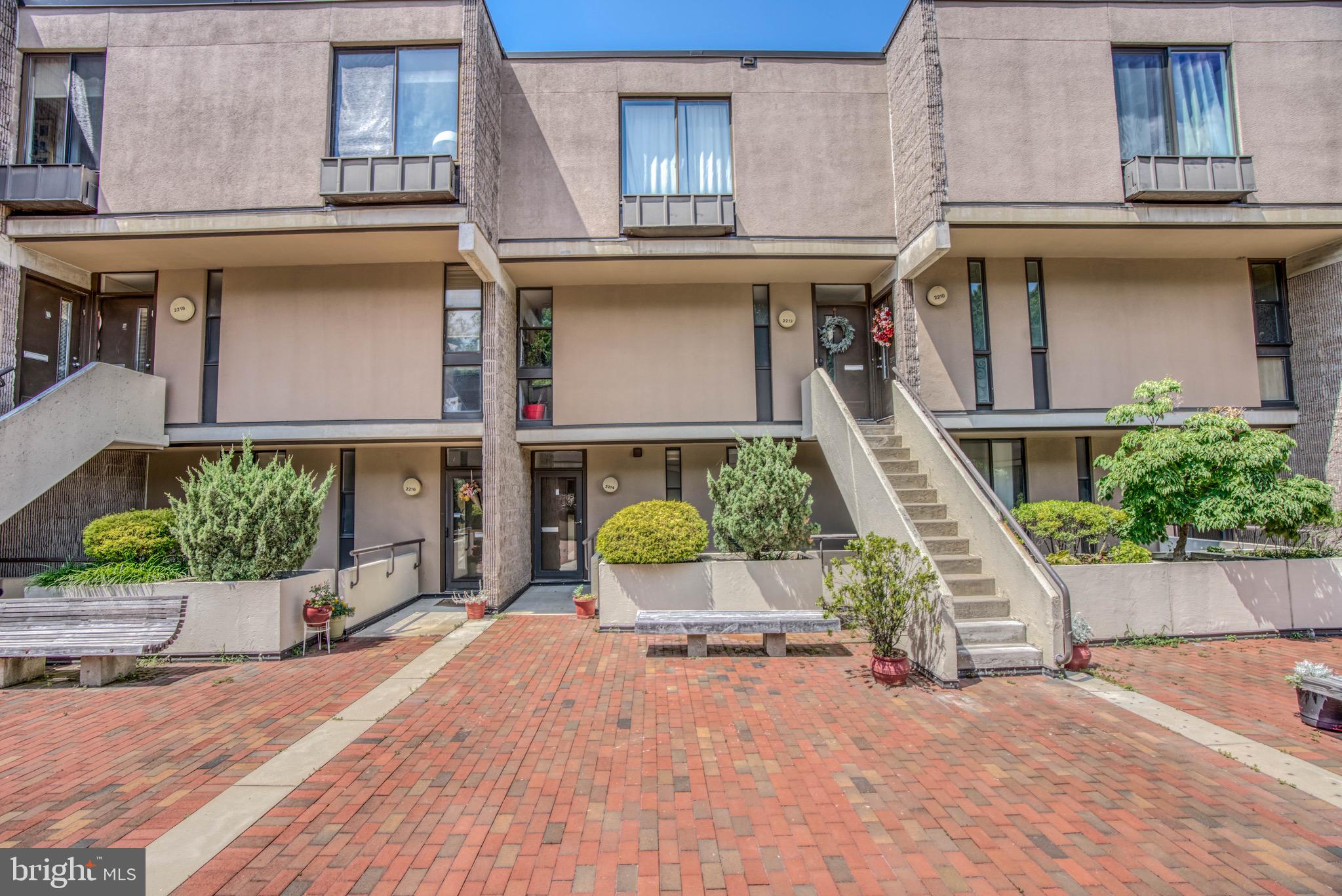 COLD SPRING NEWTOWN - Residential