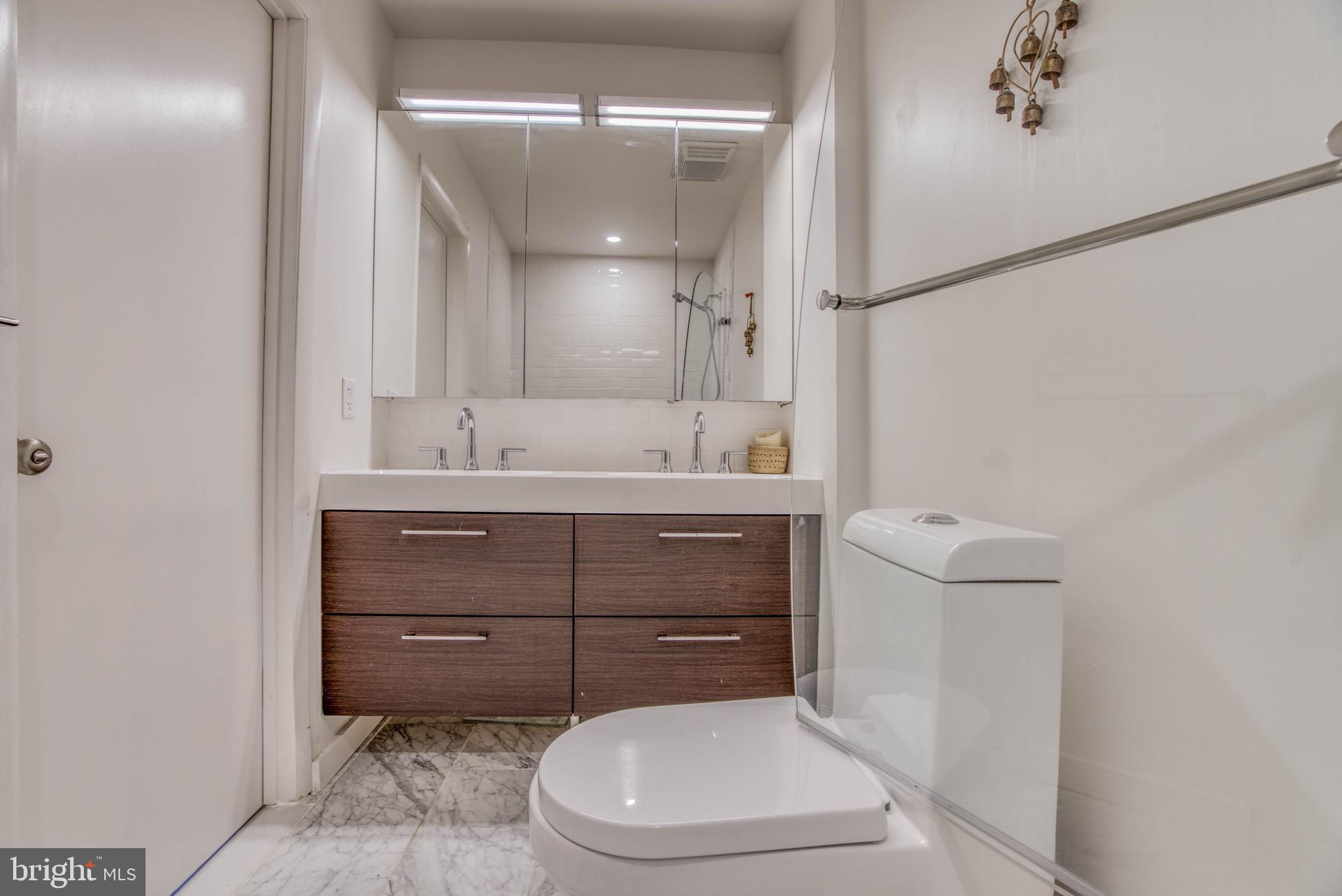 COLD SPRING NEWTOWN - Residential