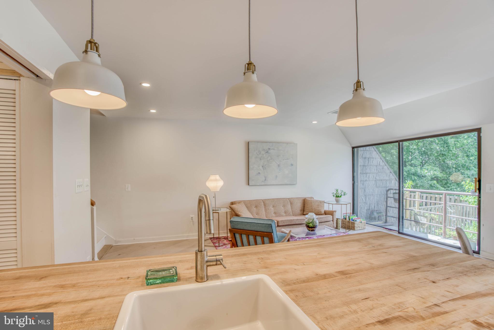 COLD SPRING NEWTOWN - Residential