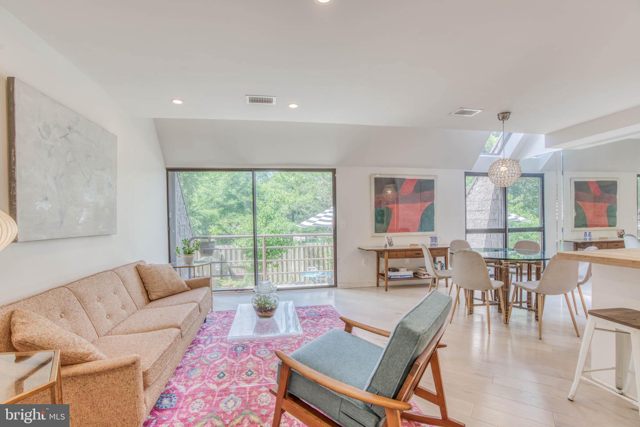 COLD SPRING NEWTOWN - Residential