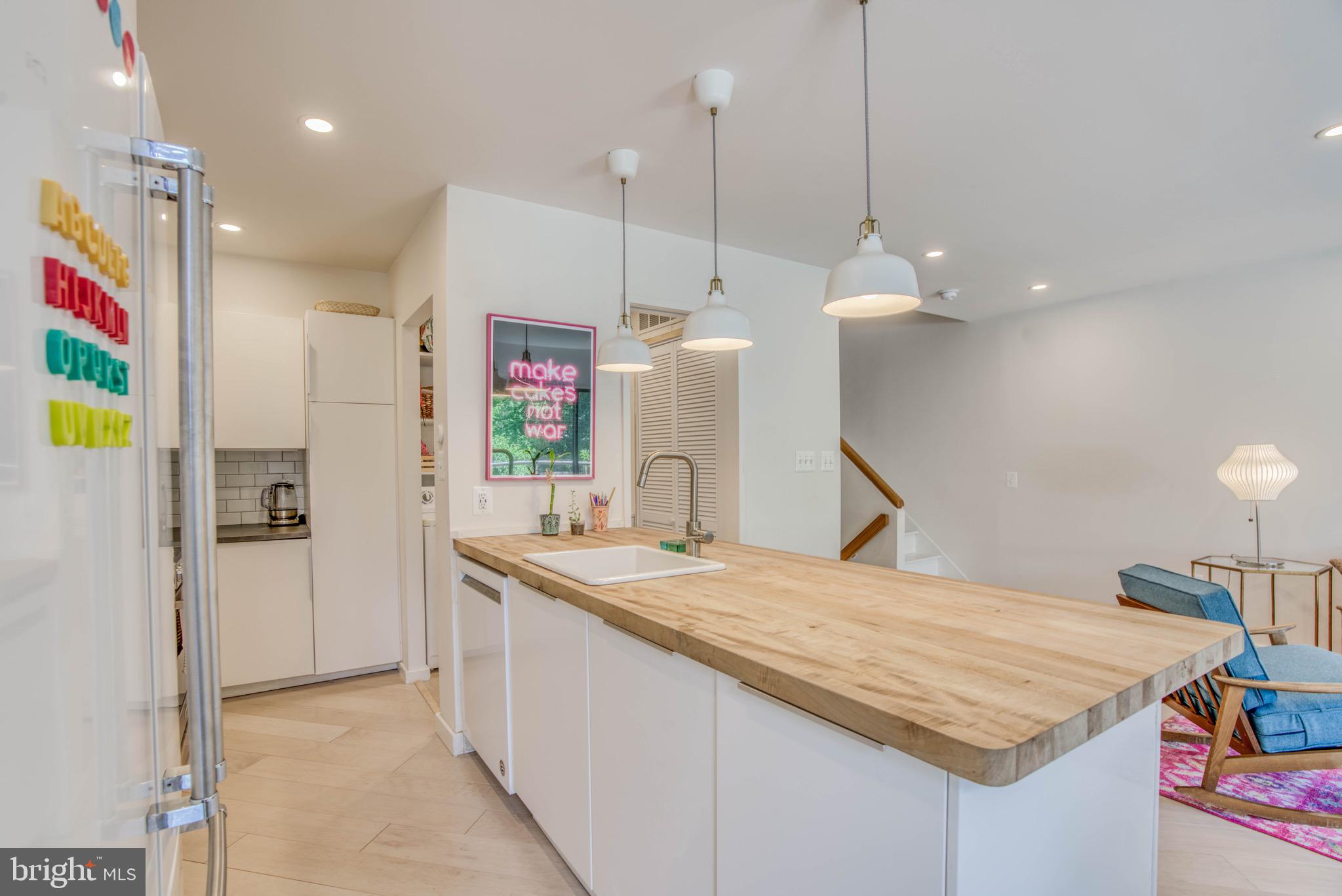 COLD SPRING NEWTOWN - Residential