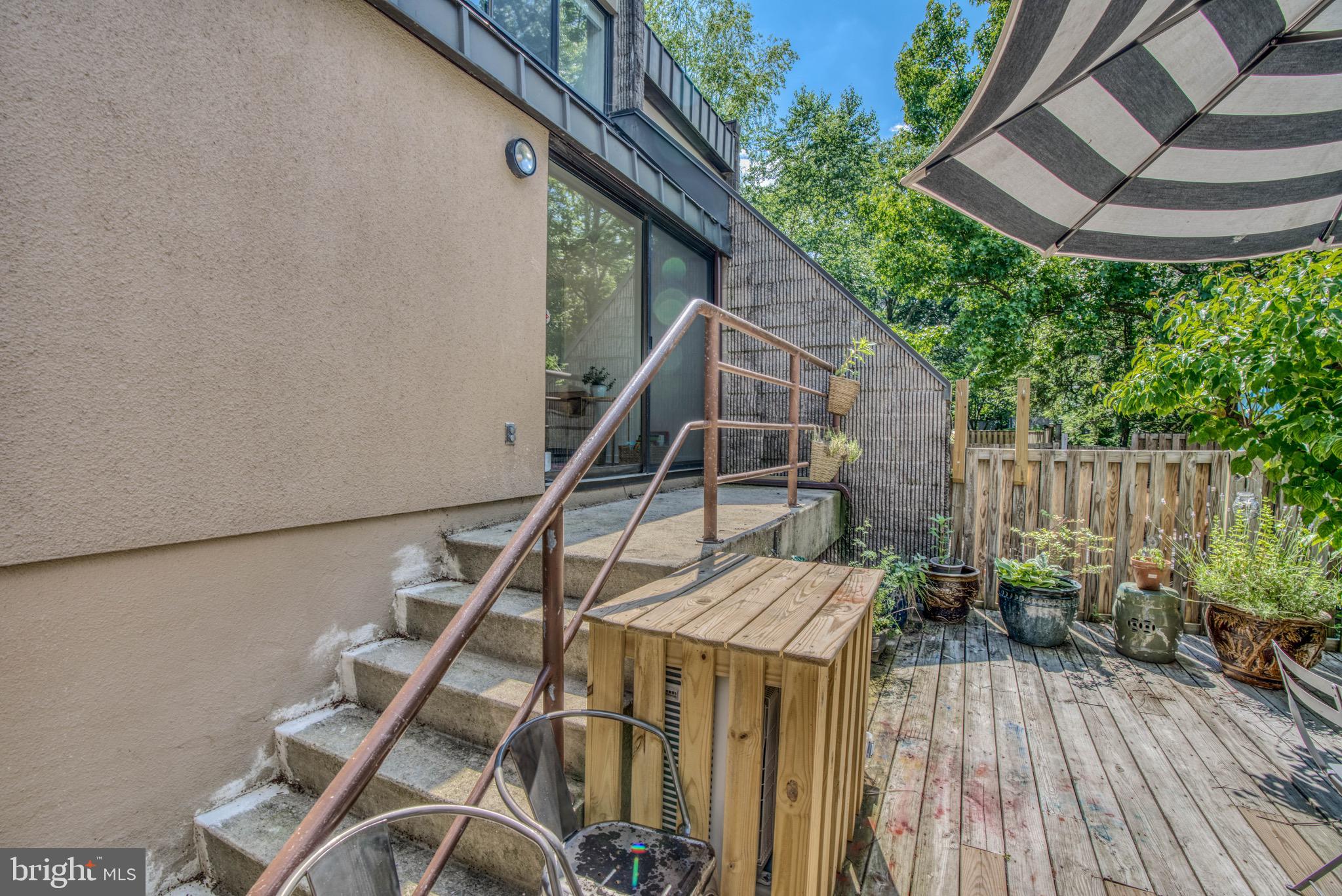 COLD SPRING NEWTOWN - Residential