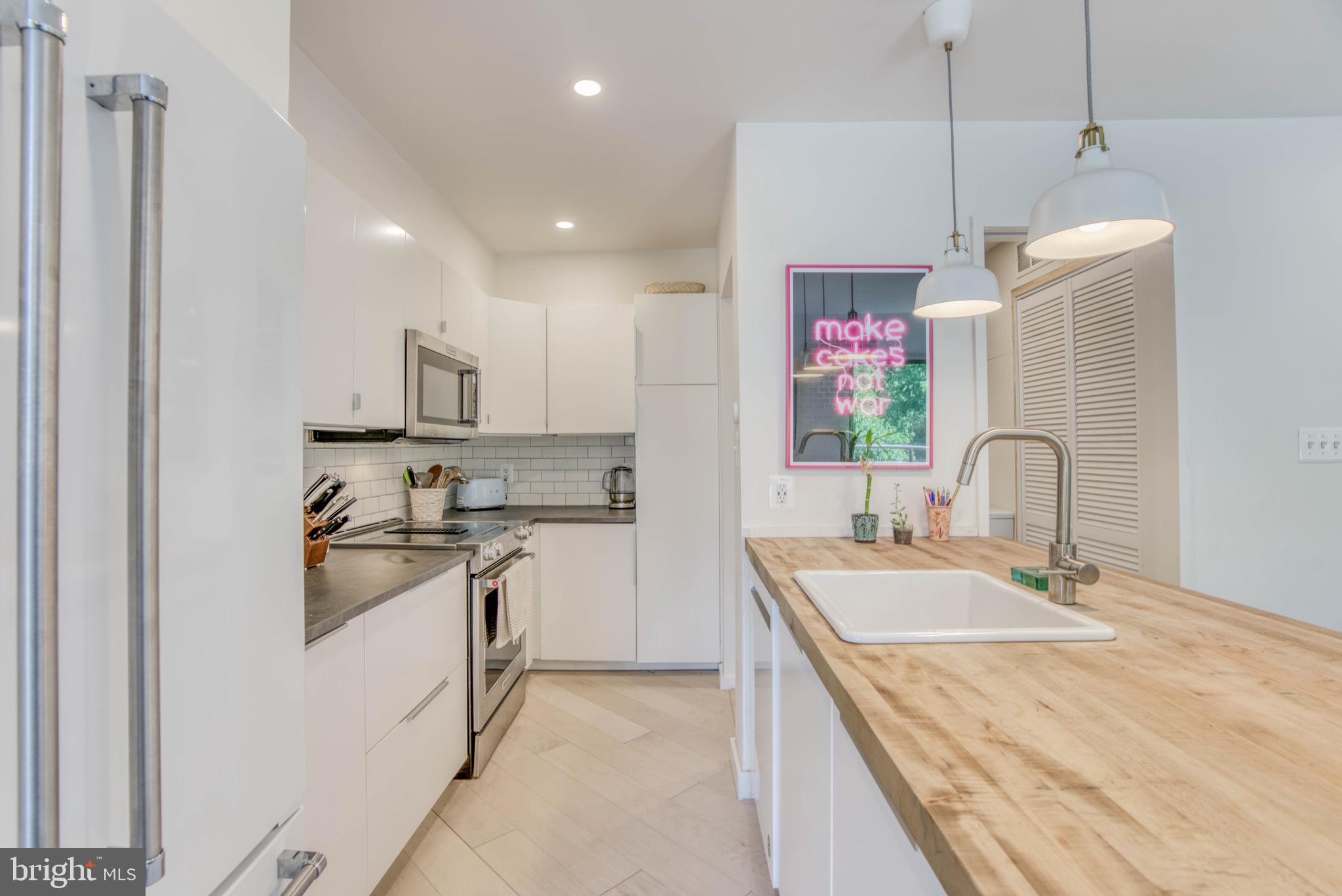 COLD SPRING NEWTOWN - Residential