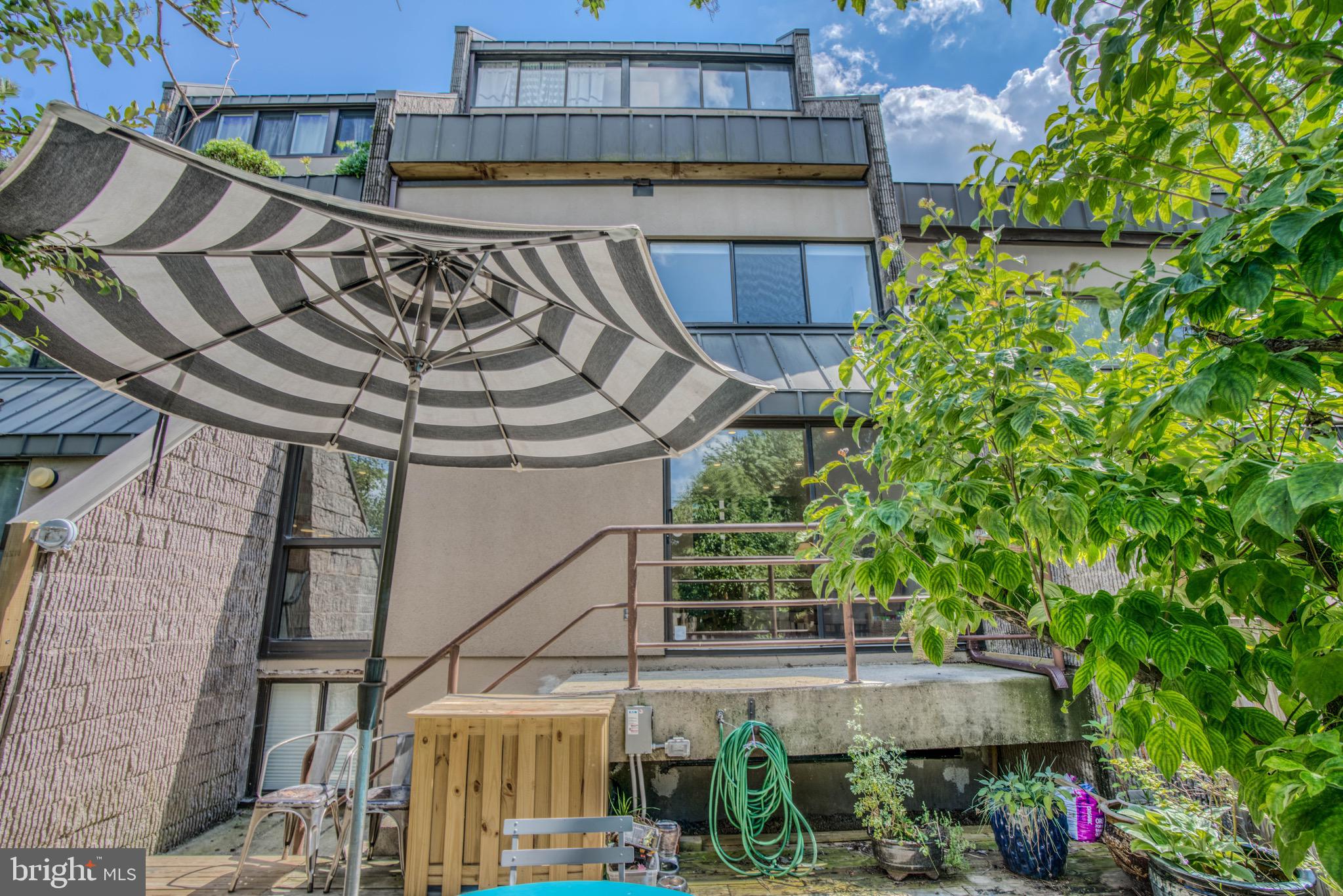 COLD SPRING NEWTOWN - Residential