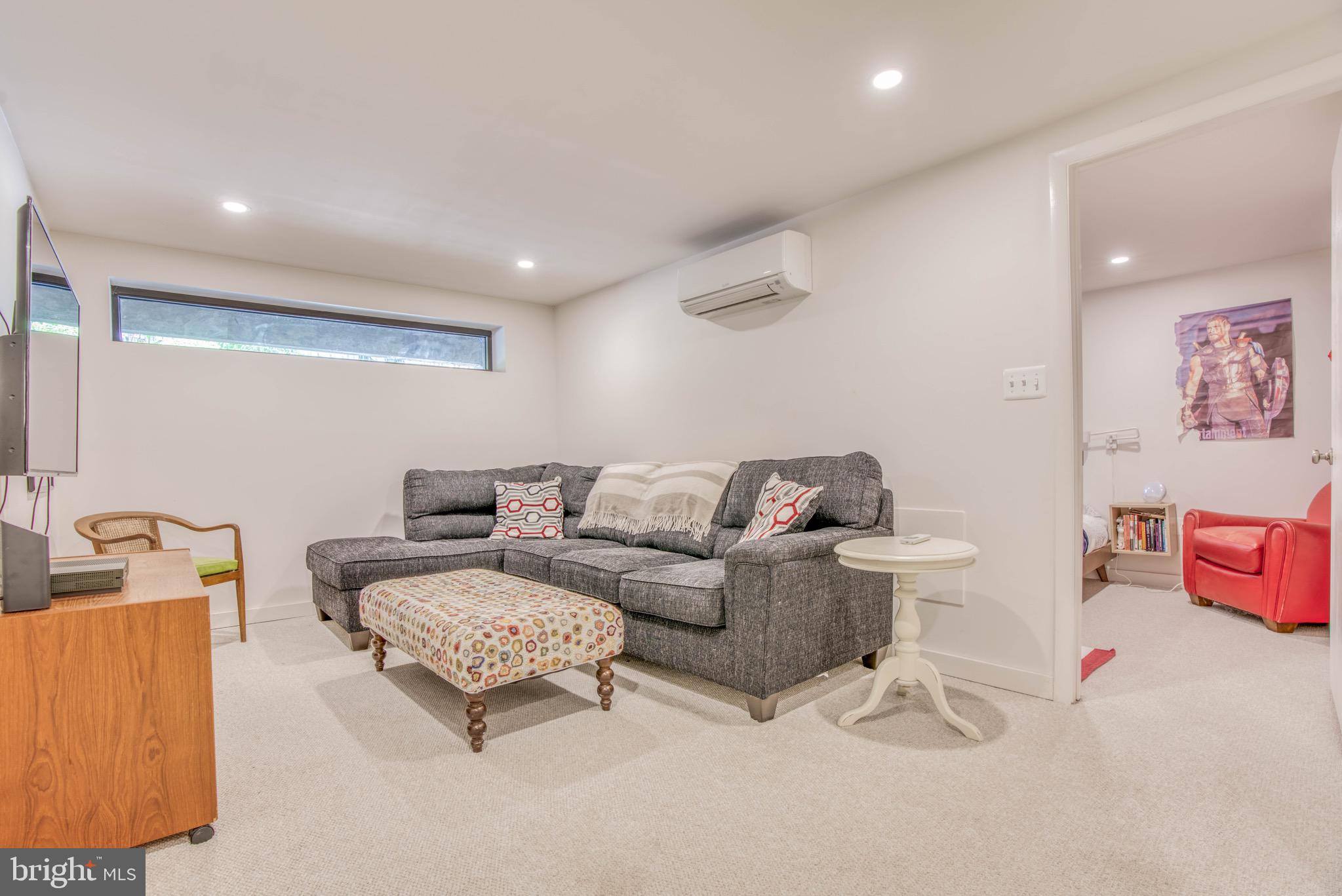 COLD SPRING NEWTOWN - Residential