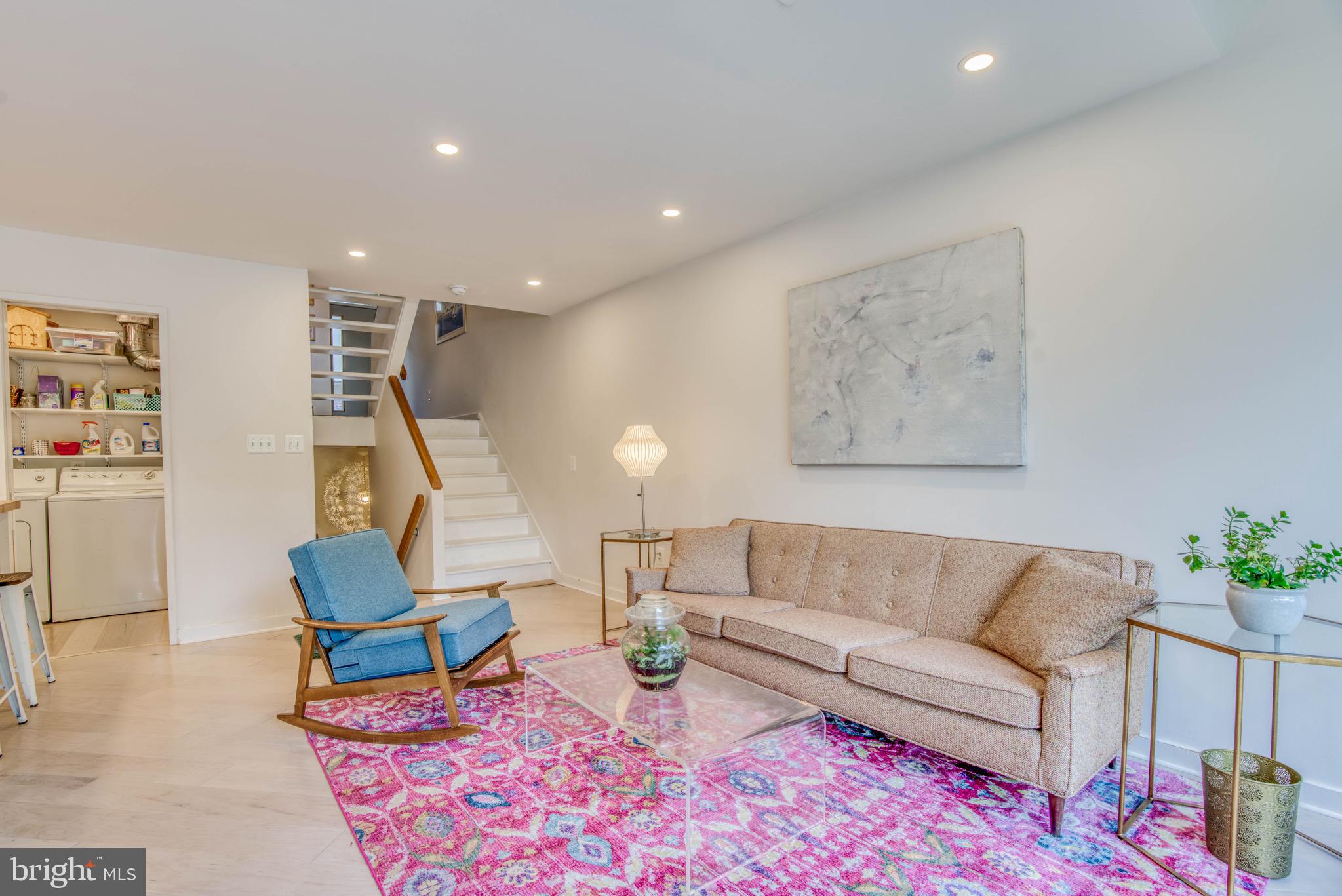 COLD SPRING NEWTOWN - Residential