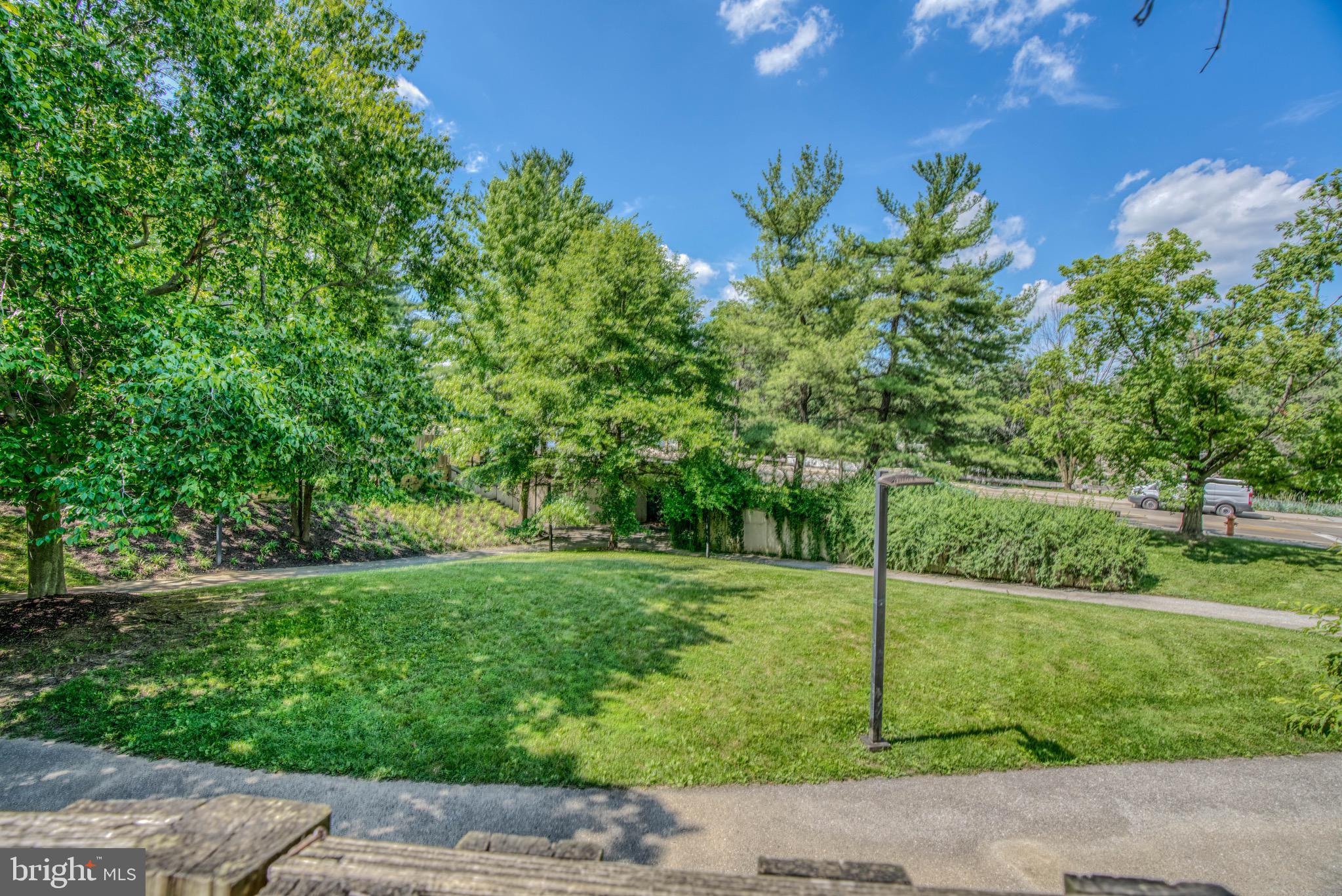 COLD SPRING NEWTOWN - Residential