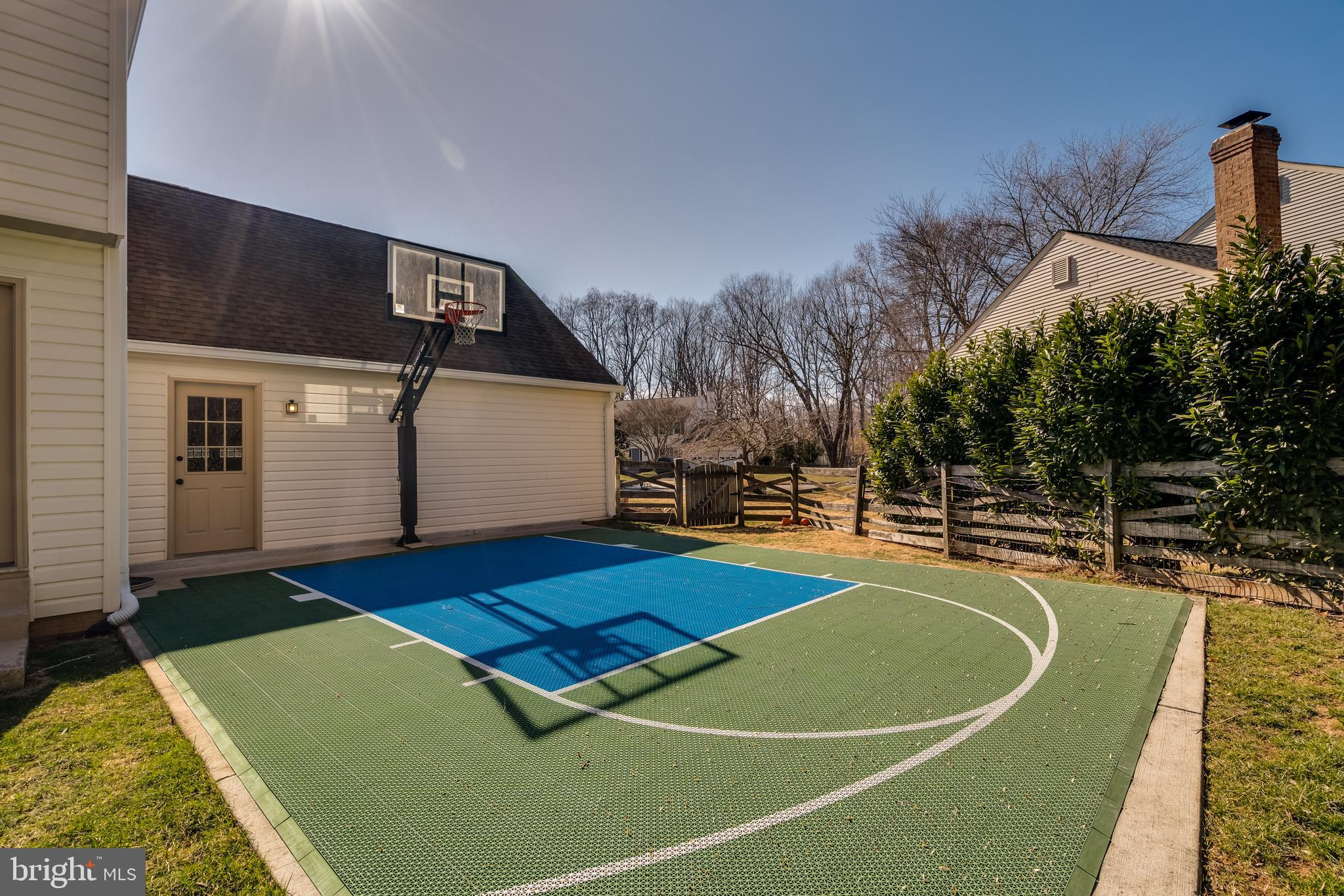 CLARKS CROSSING - Residential