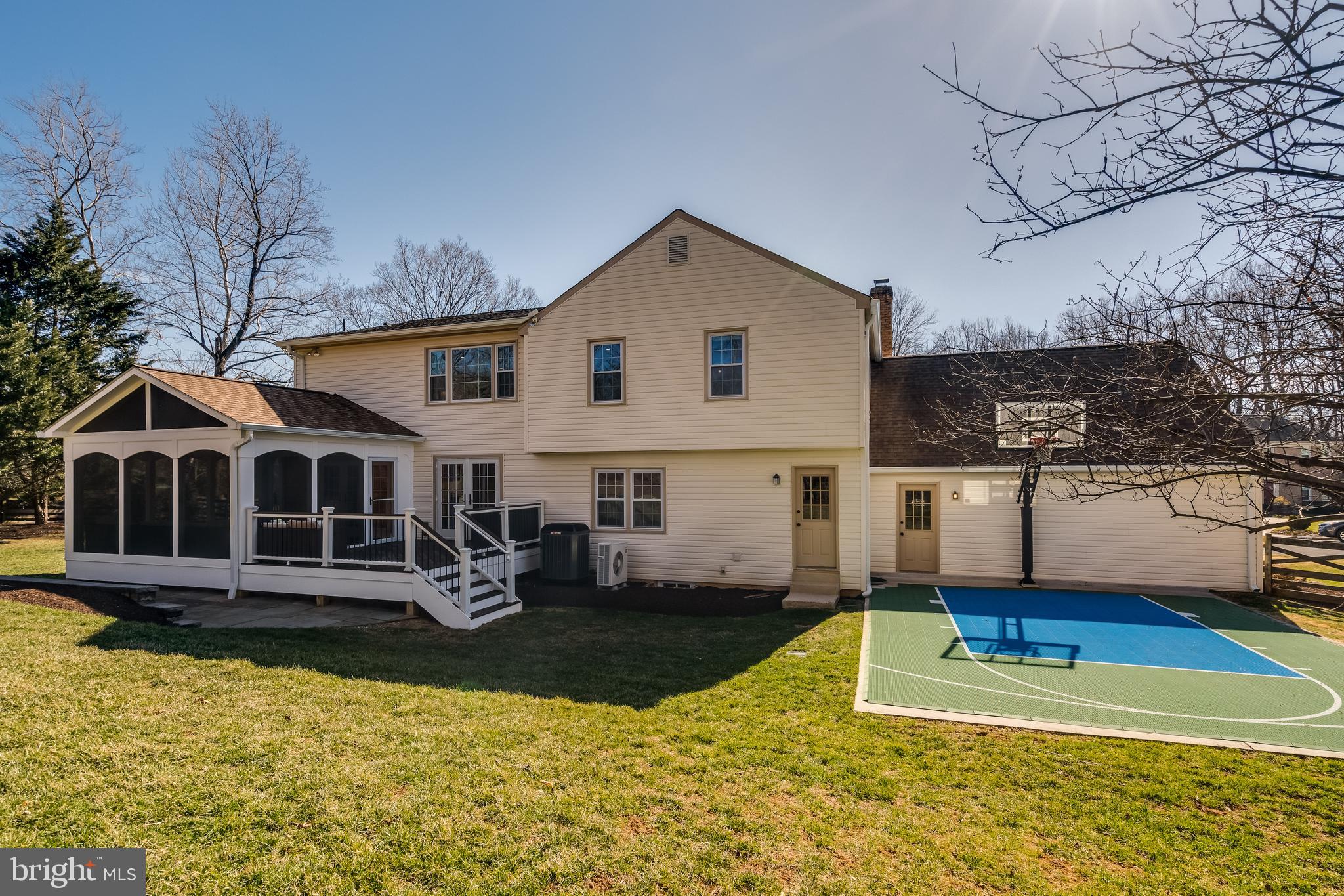 CLARKS CROSSING - Residential