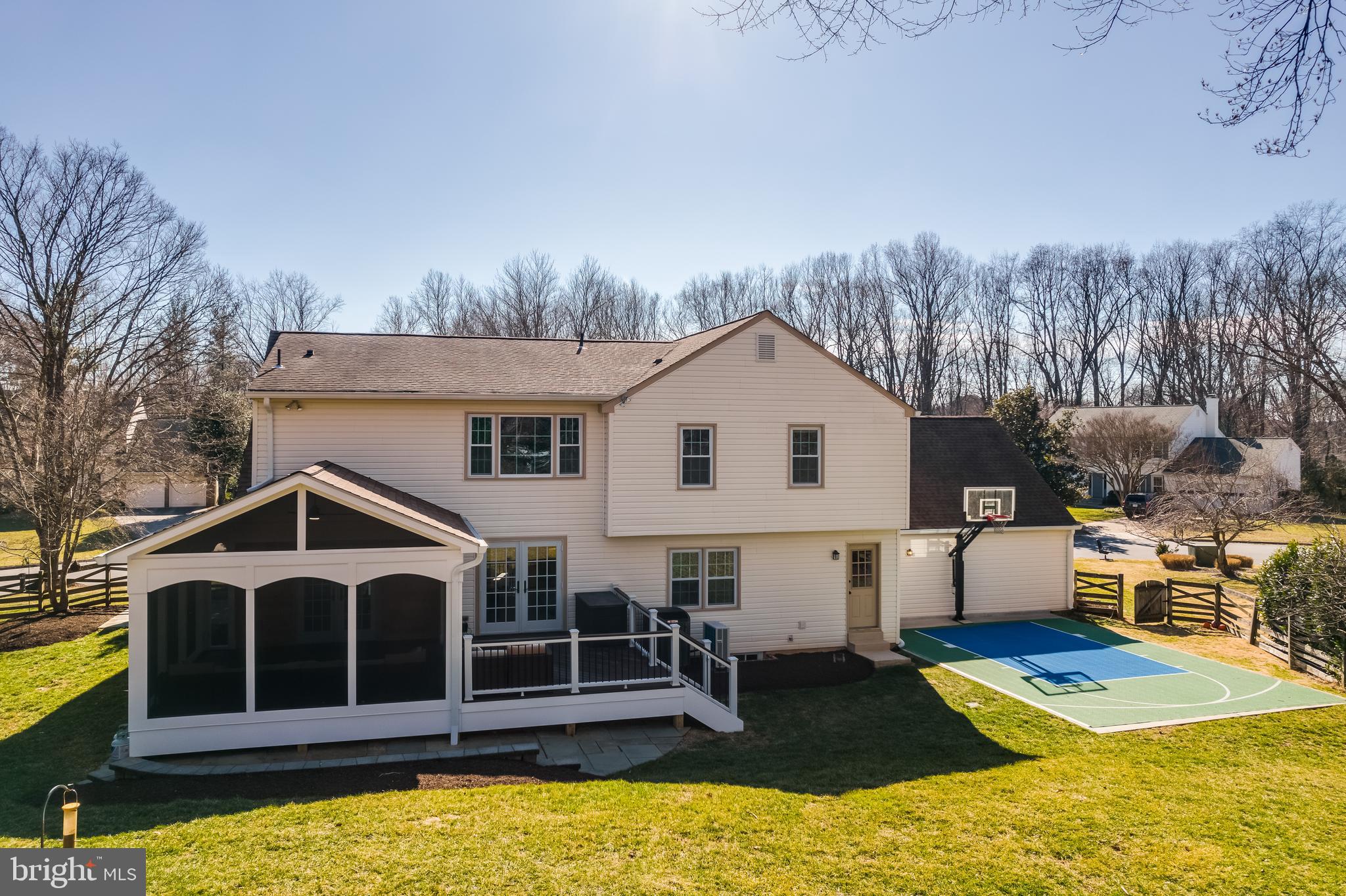 CLARKS CROSSING - Residential