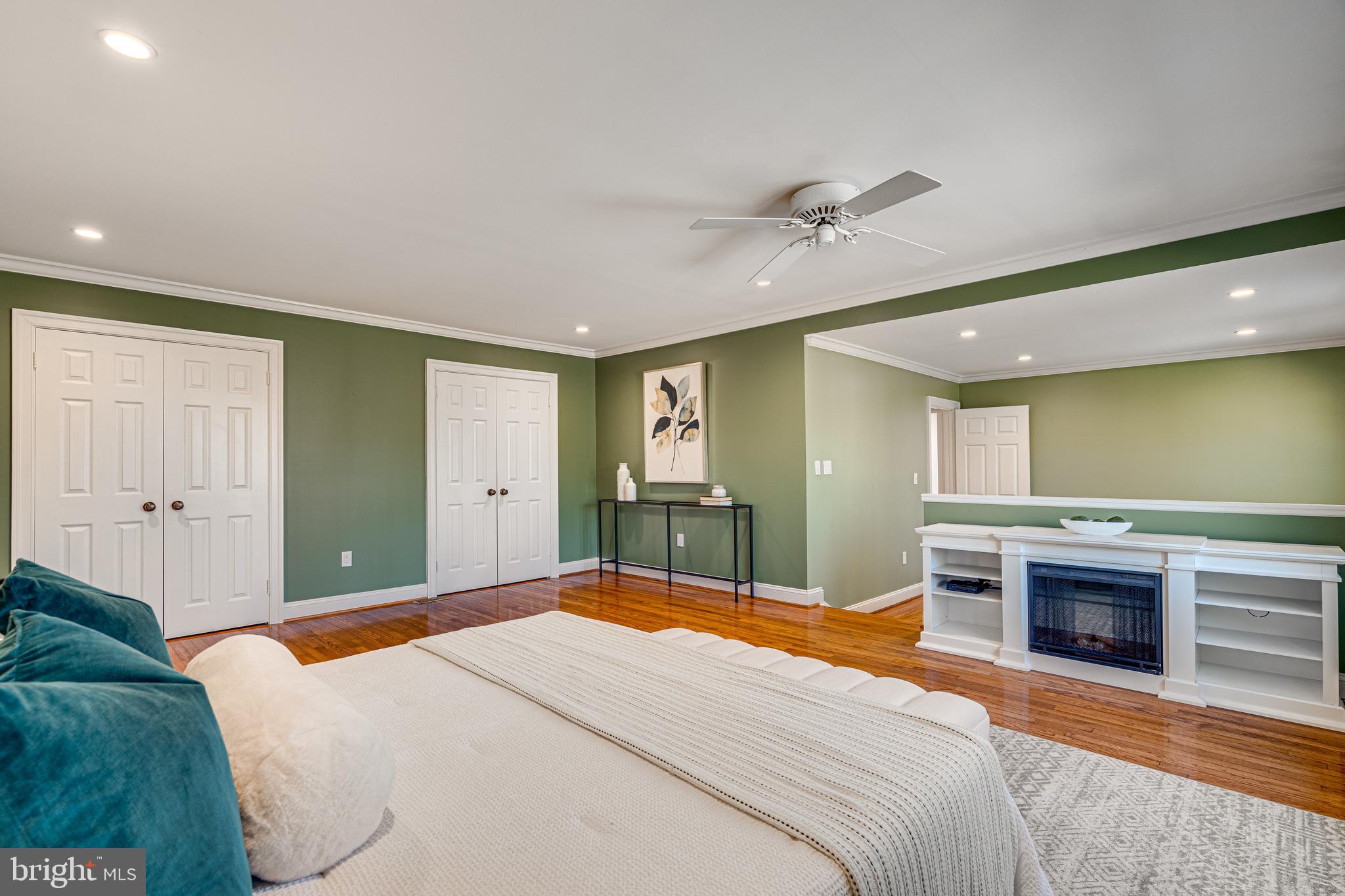 CLARKS CROSSING - Residential