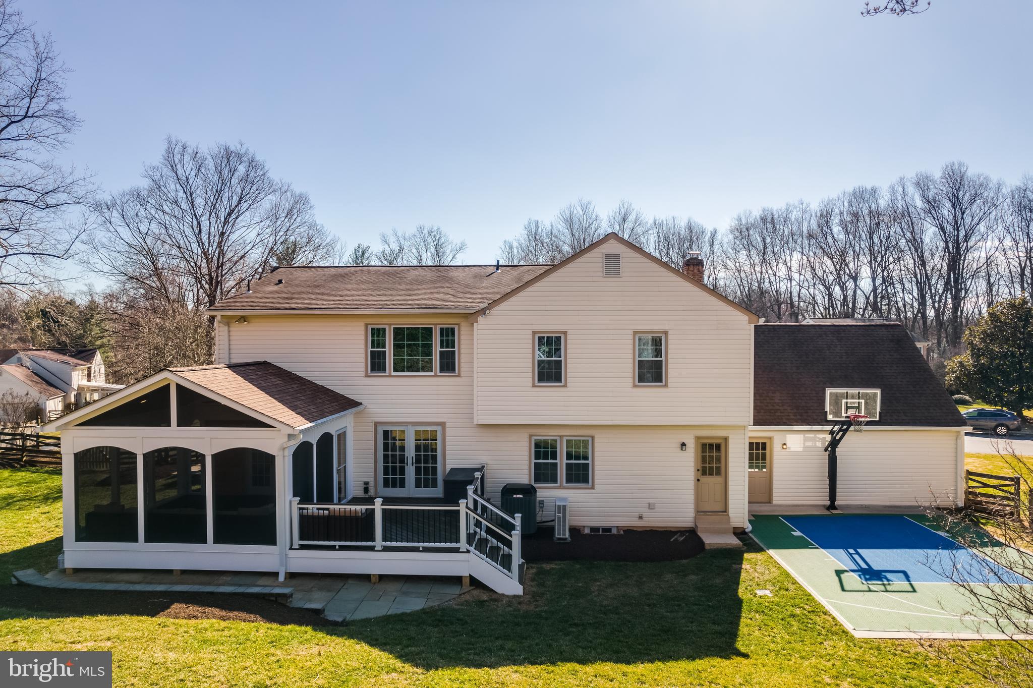 CLARKS CROSSING - Residential