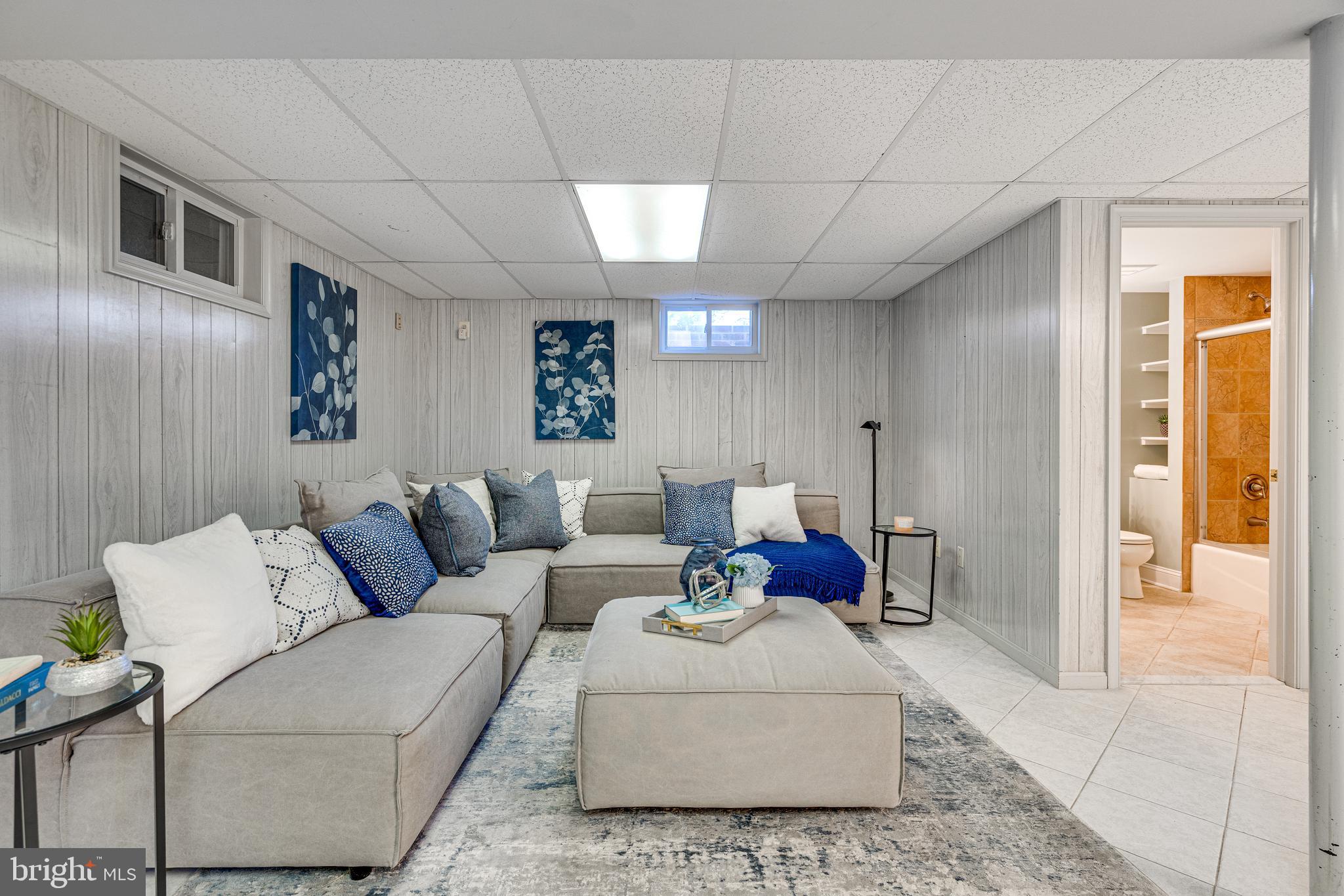 CLARKS CROSSING - Residential