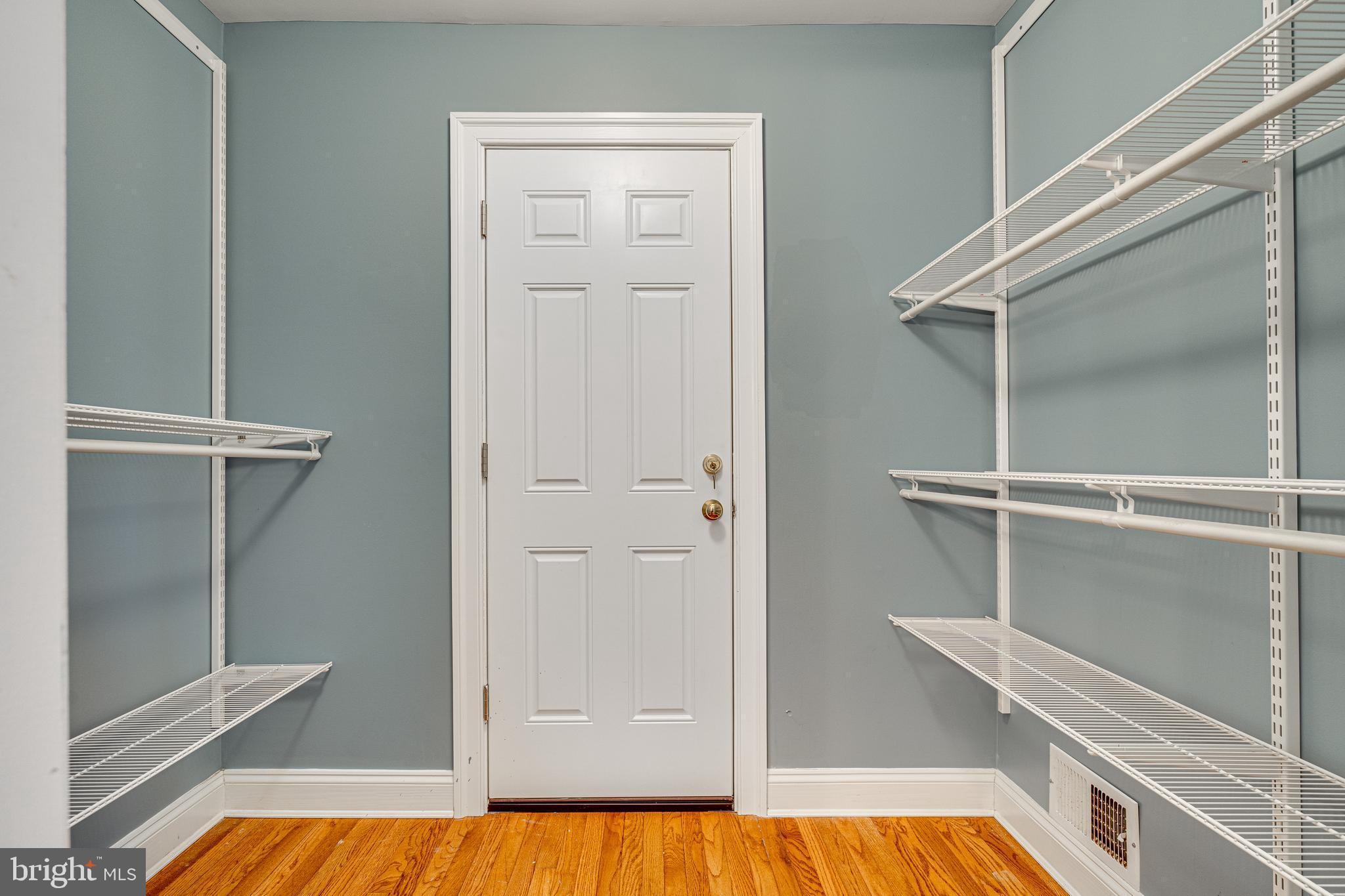 CLARKS CROSSING - Residential