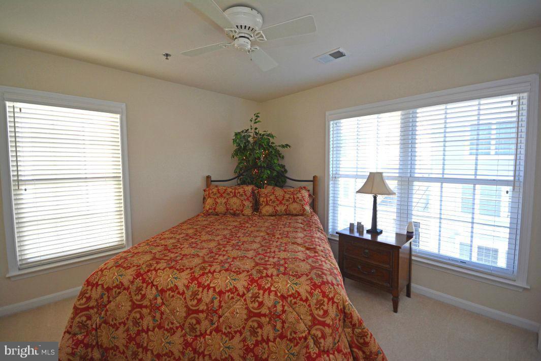 GROVETON WOODS - Residential