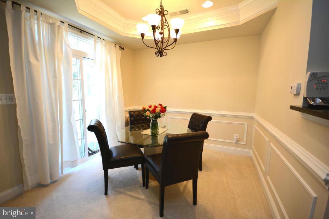 GROVETON WOODS - Residential