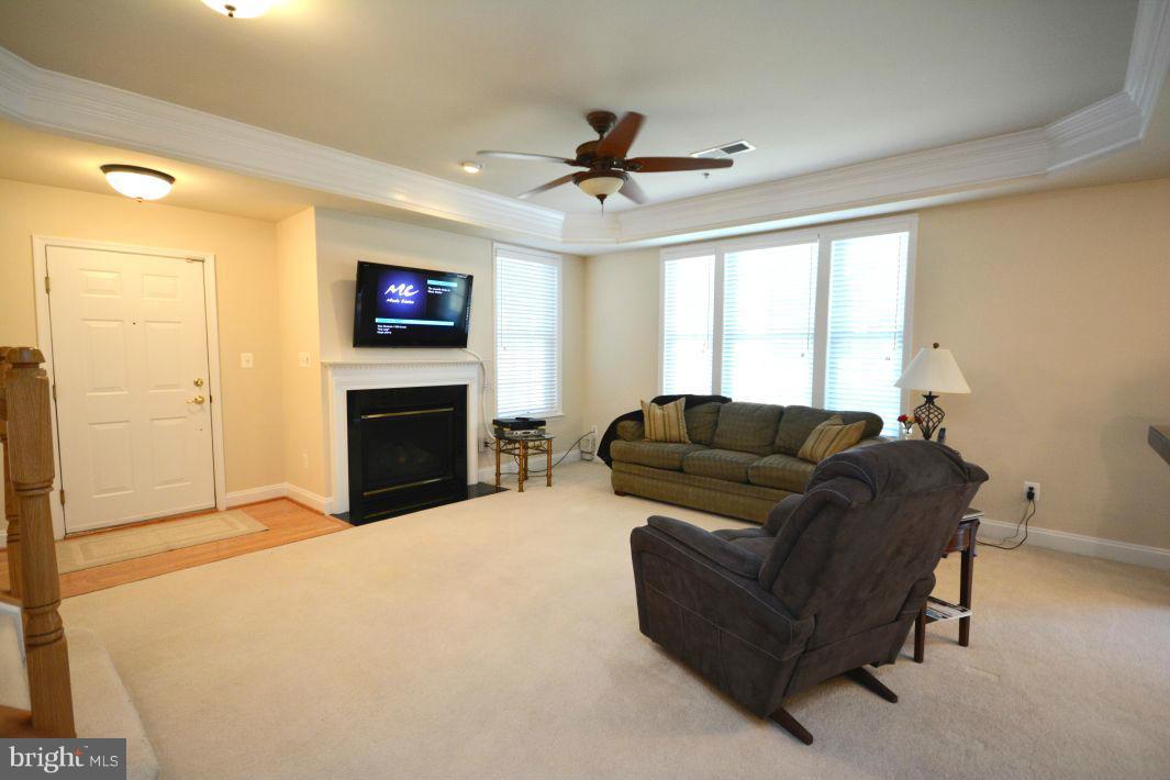 GROVETON WOODS - Residential