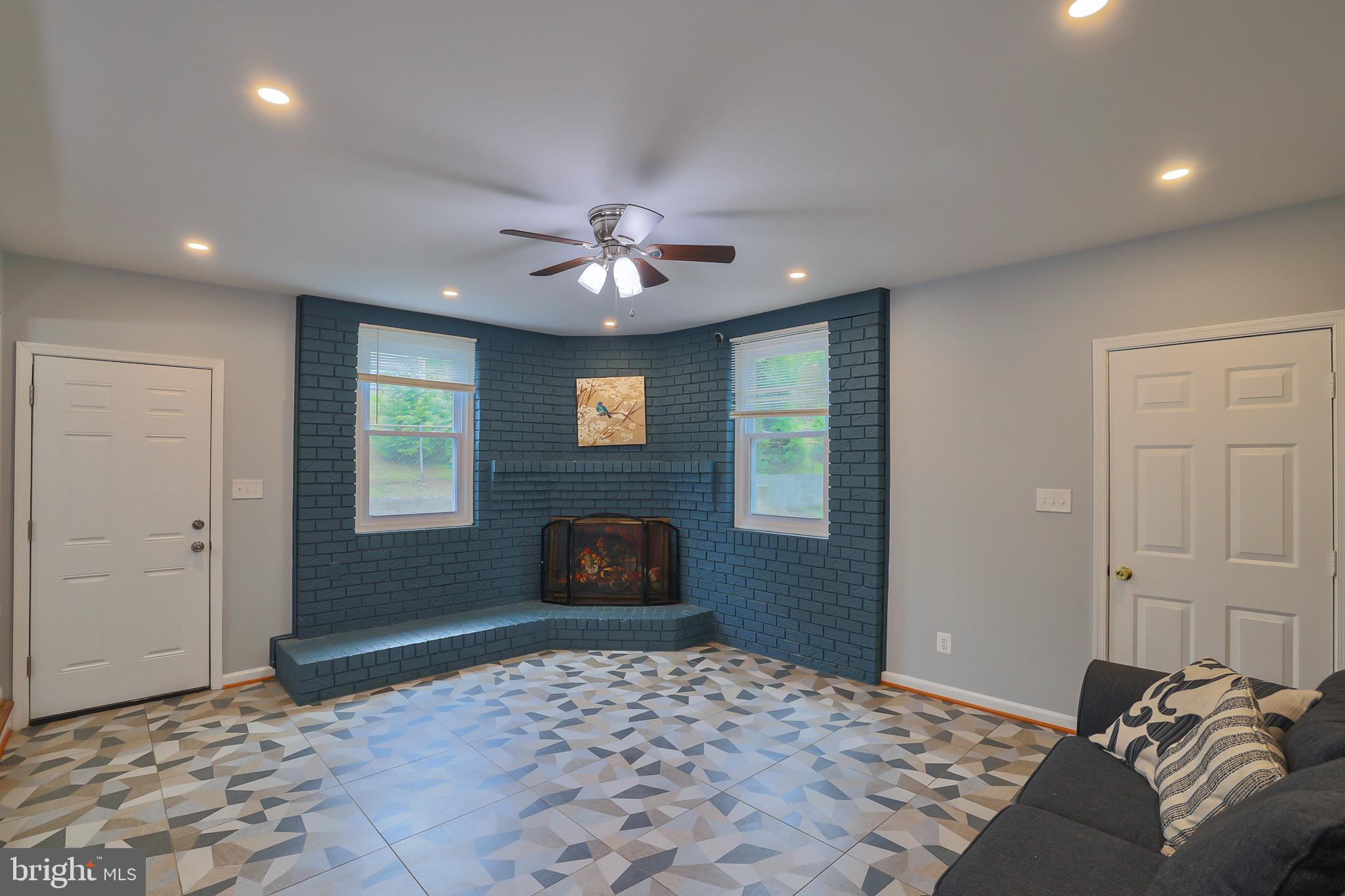 TRIPOLI HEIGHTS - Residential