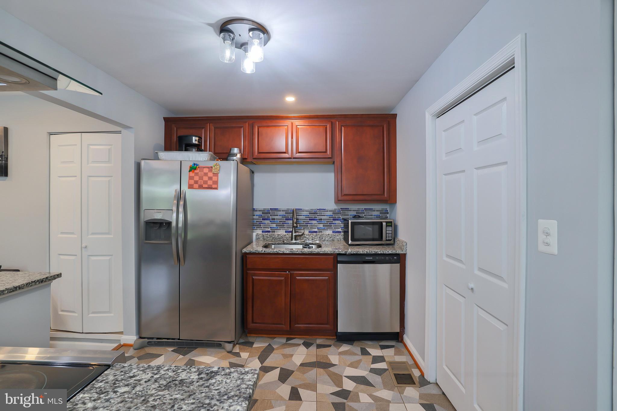 TRIPOLI HEIGHTS - Residential