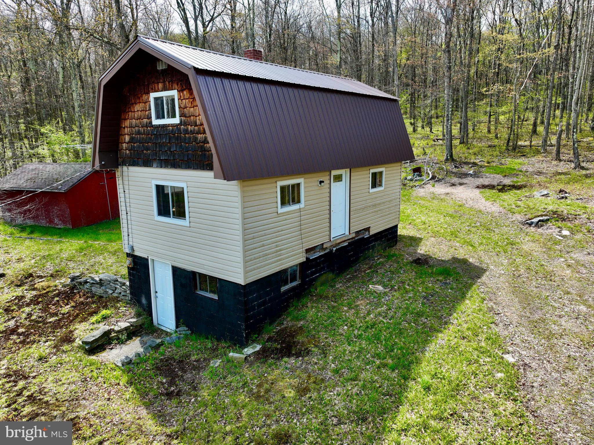1290 GASWELL ROAD