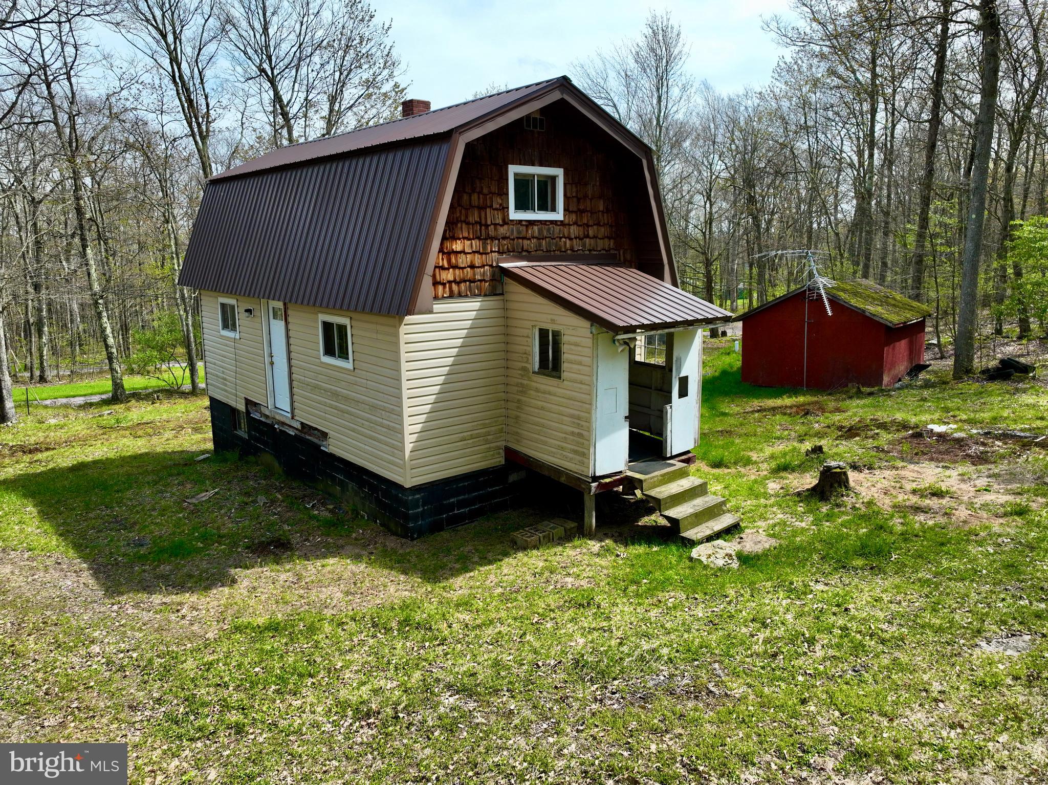 1290 GASWELL ROAD