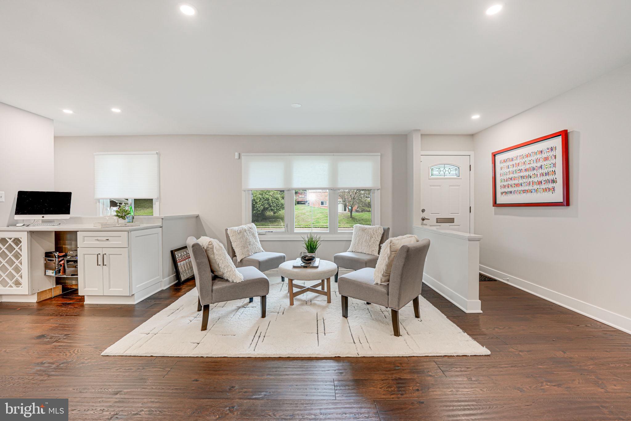 VIENNA WOODS - Residential