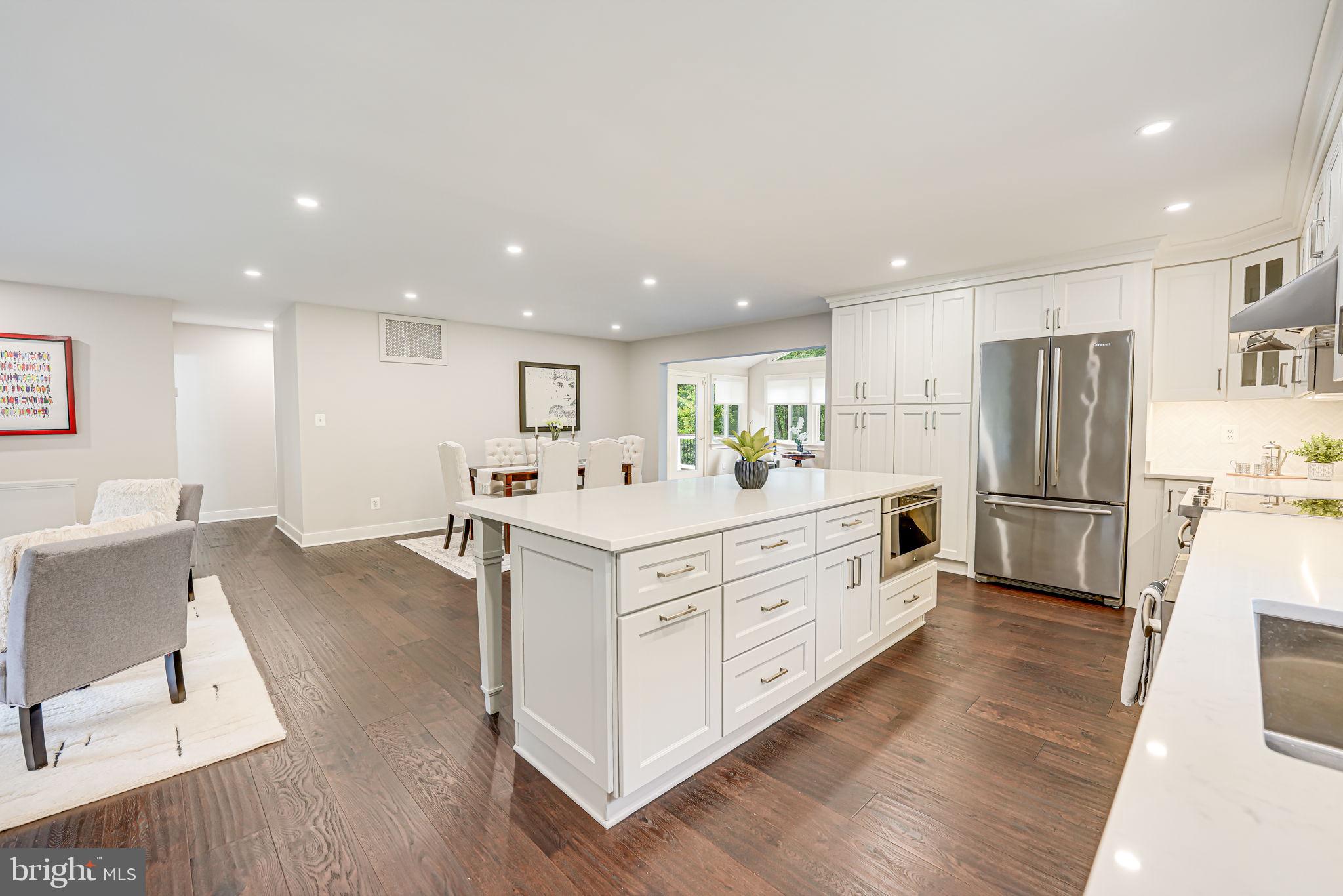 VIENNA WOODS - Residential