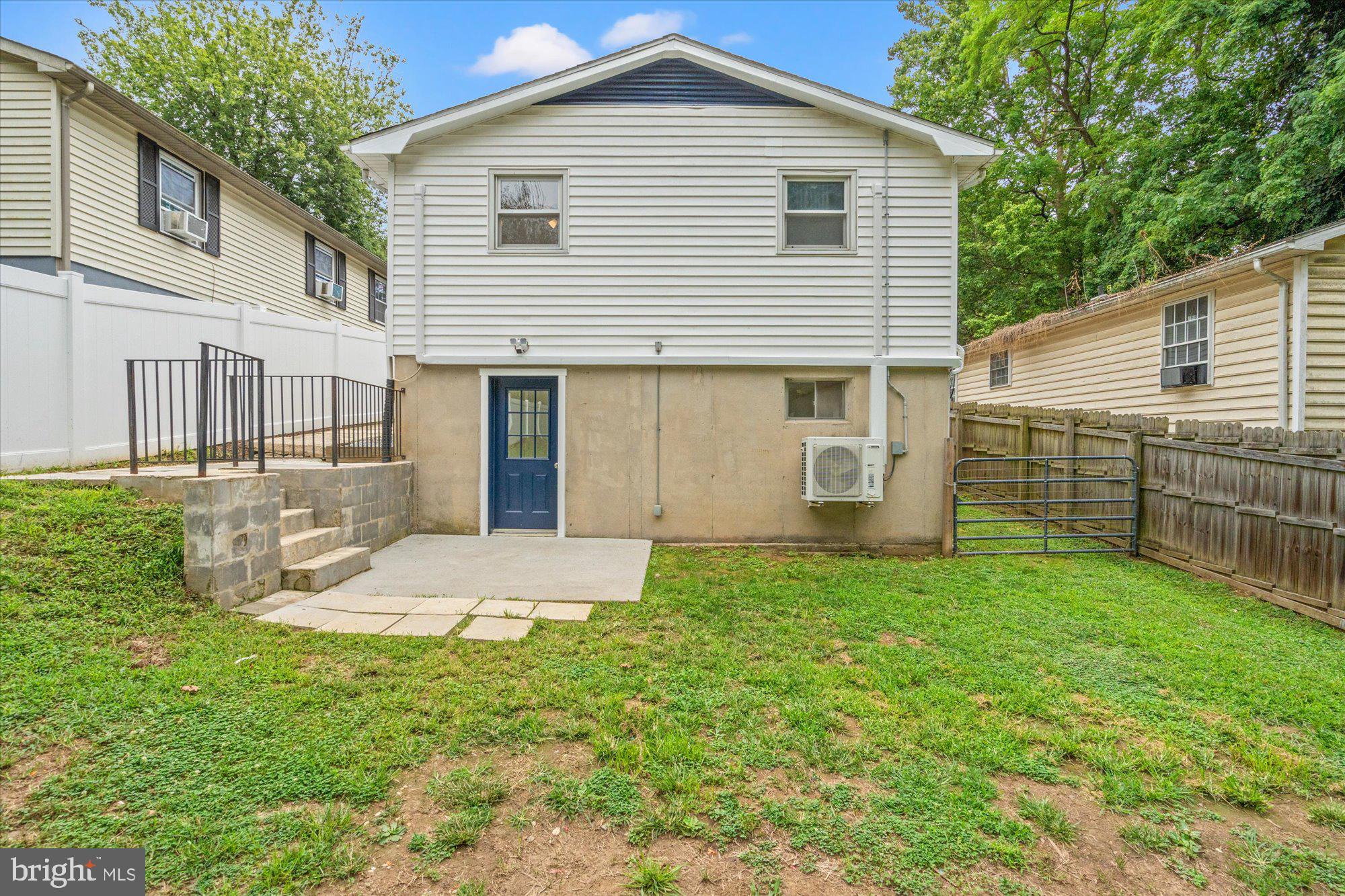 BRUNSWICK - Residential