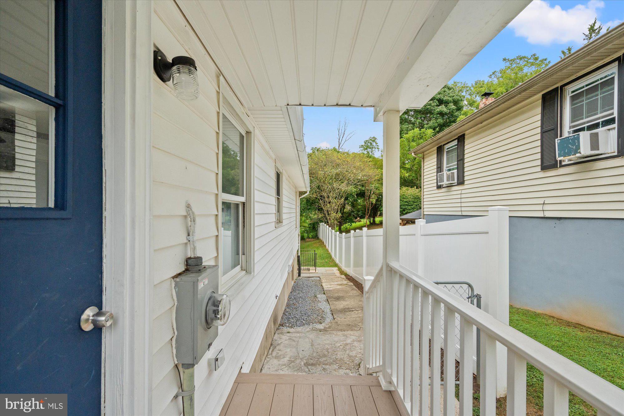 BRUNSWICK - Residential