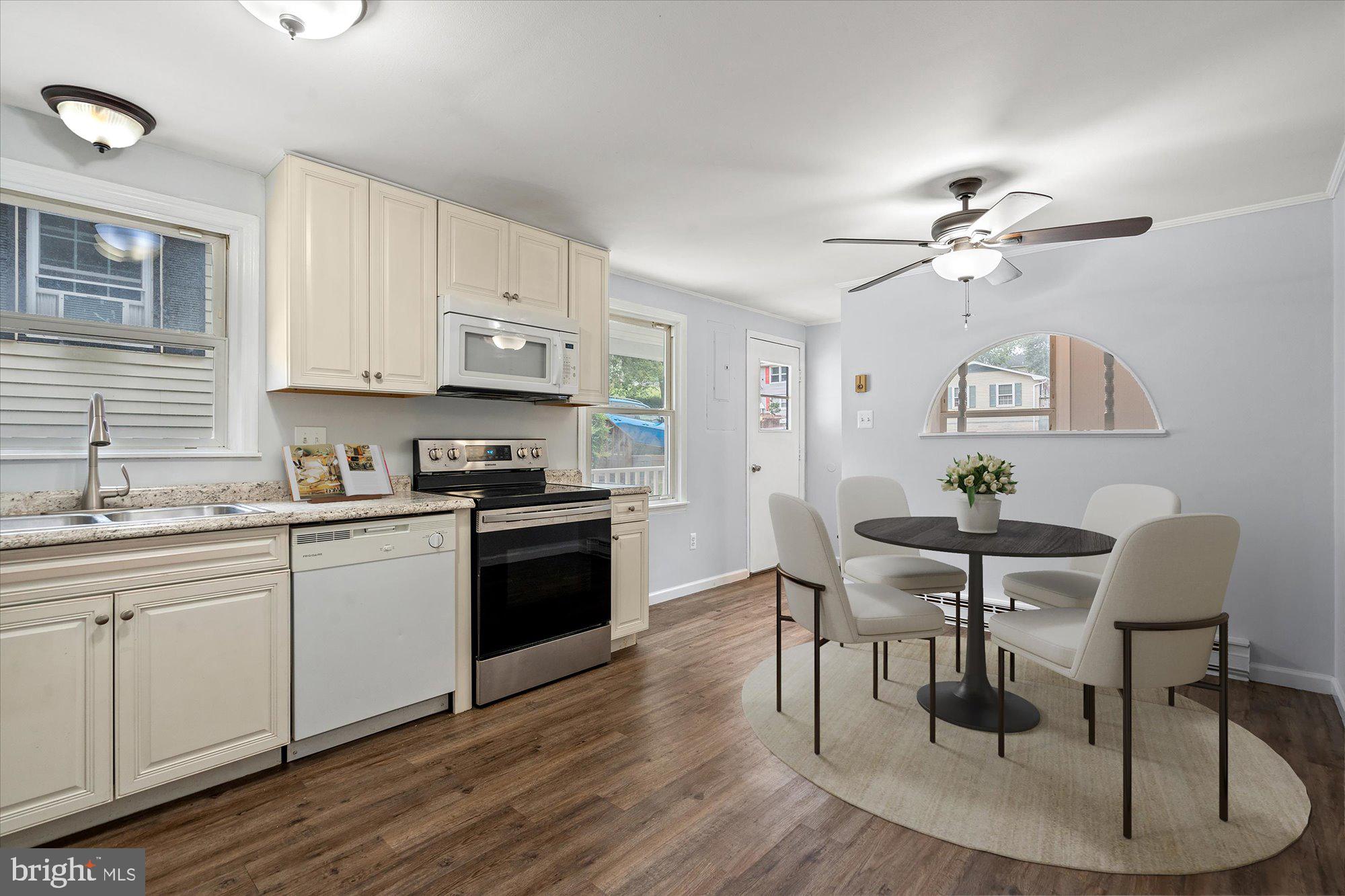 BRUNSWICK - Residential