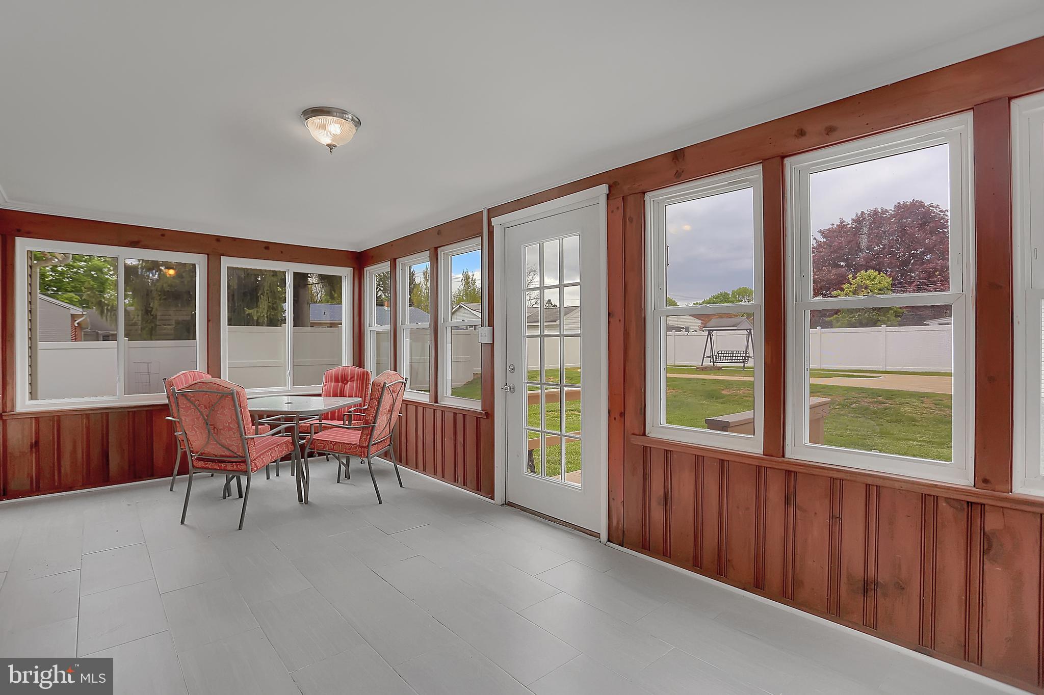 HERWIN VILLAGE - Residential