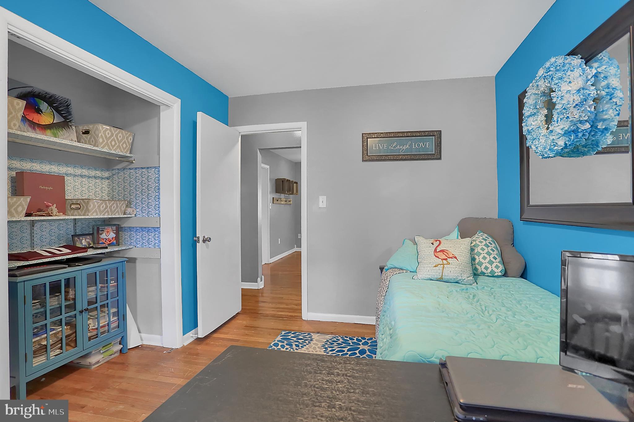 HERWIN VILLAGE - Residential