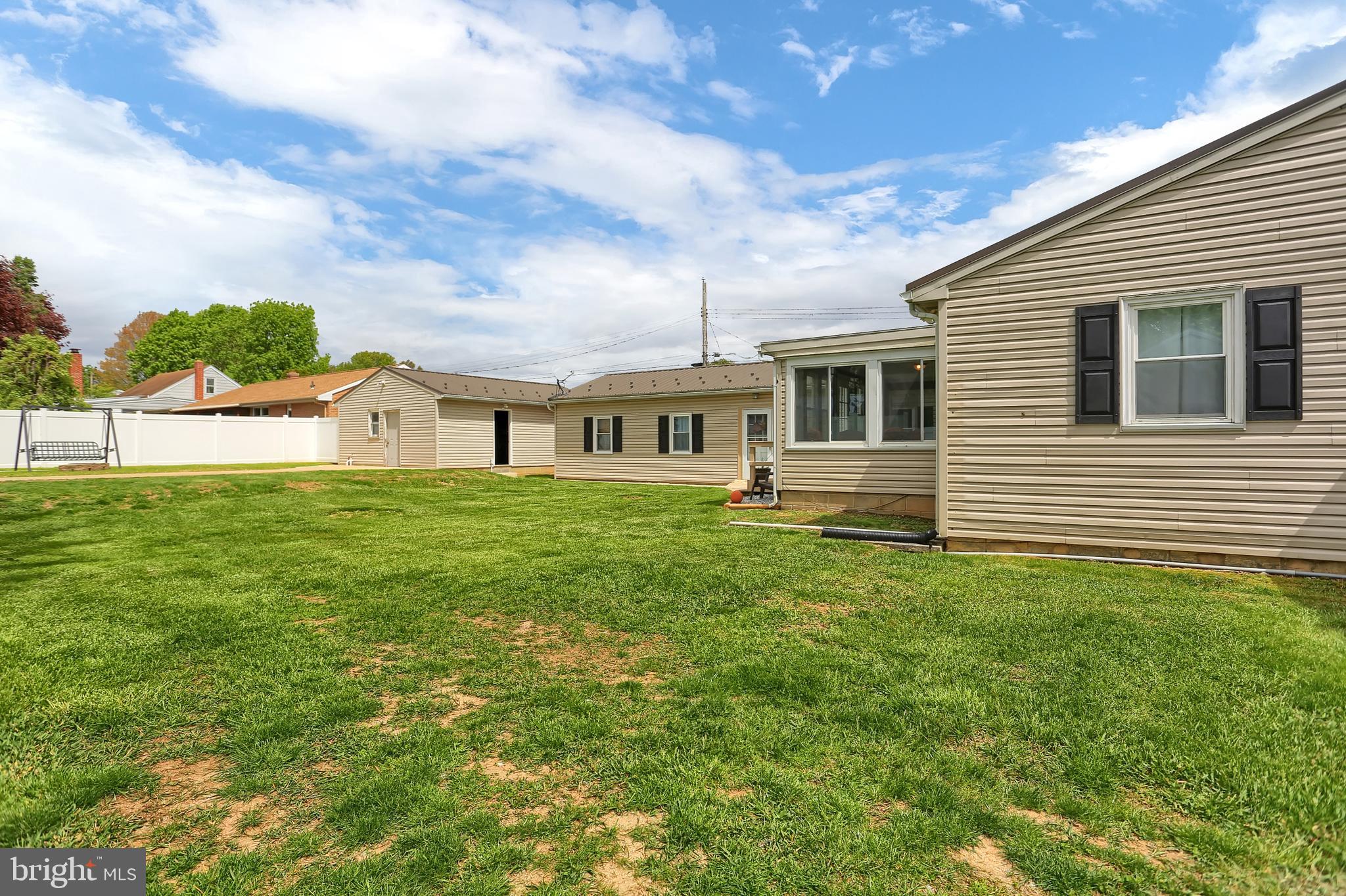 HERWIN VILLAGE - Residential