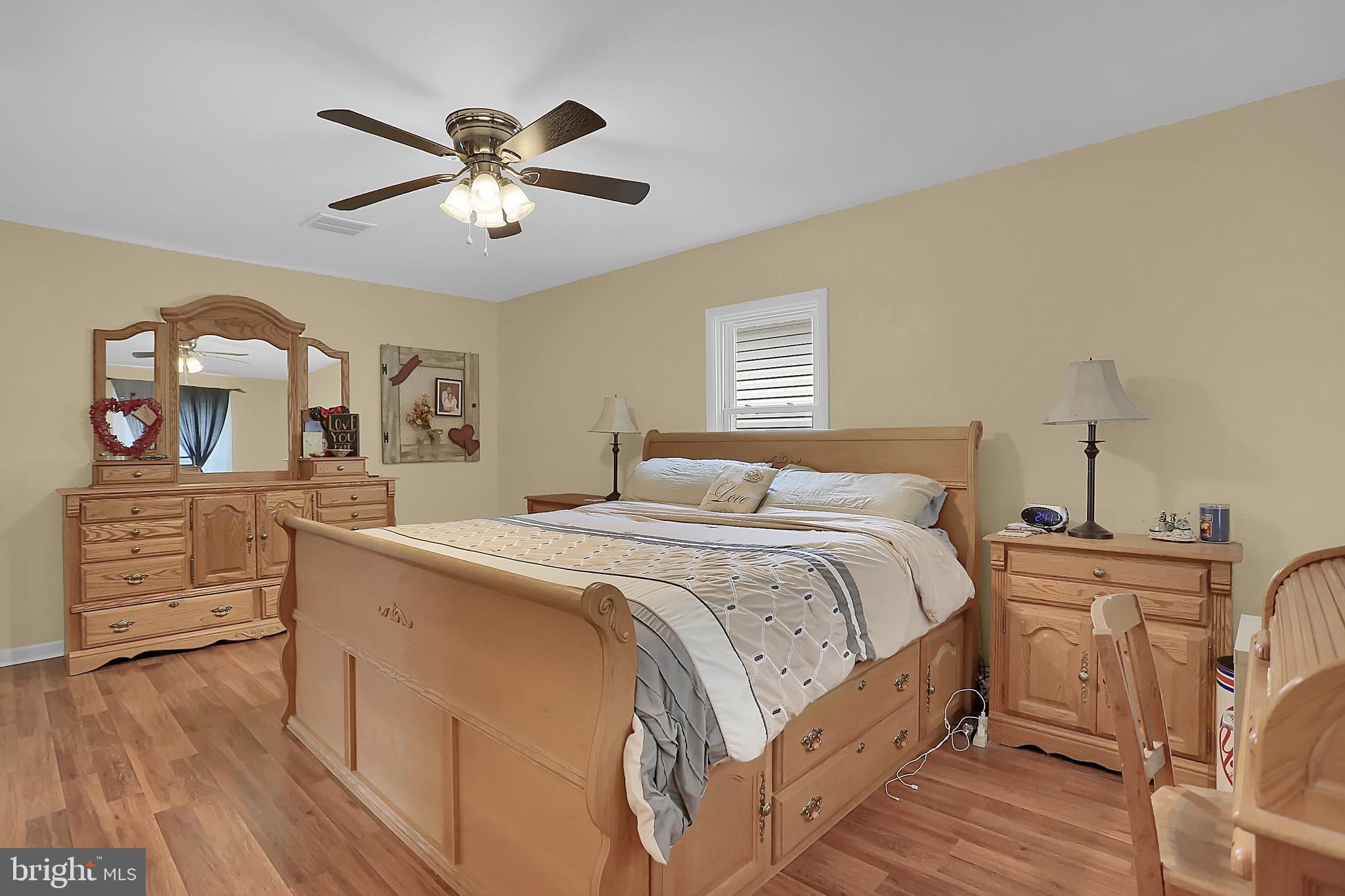 HERWIN VILLAGE - Residential