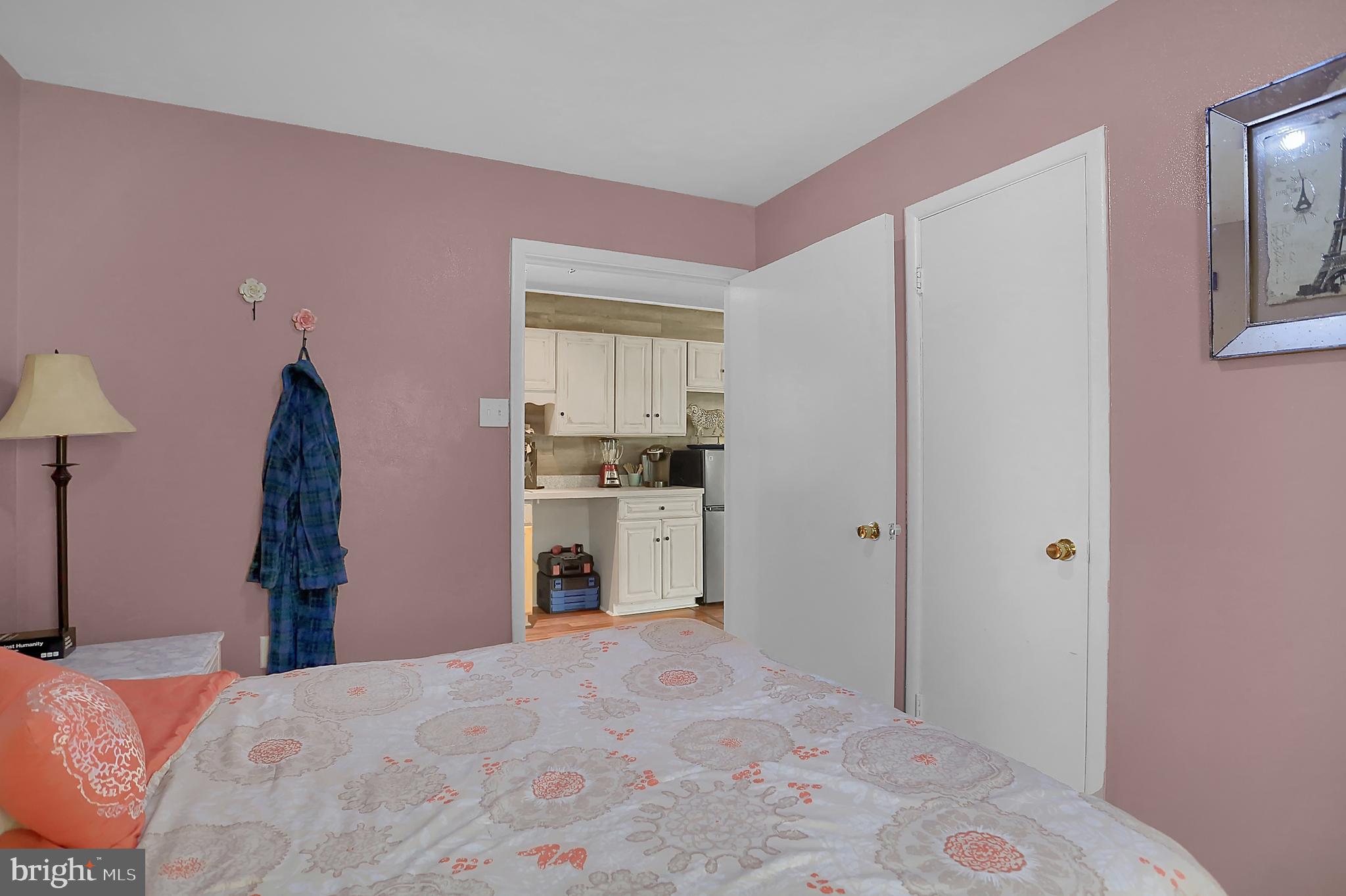 HERWIN VILLAGE - Residential