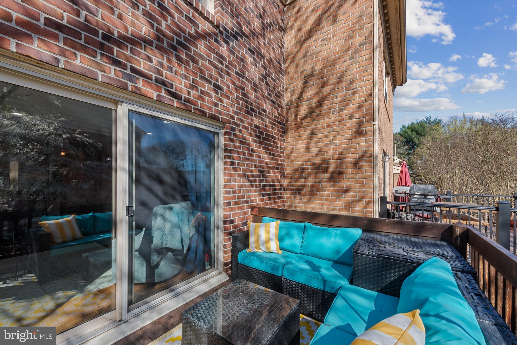 LOVETON FARMS - Residential
