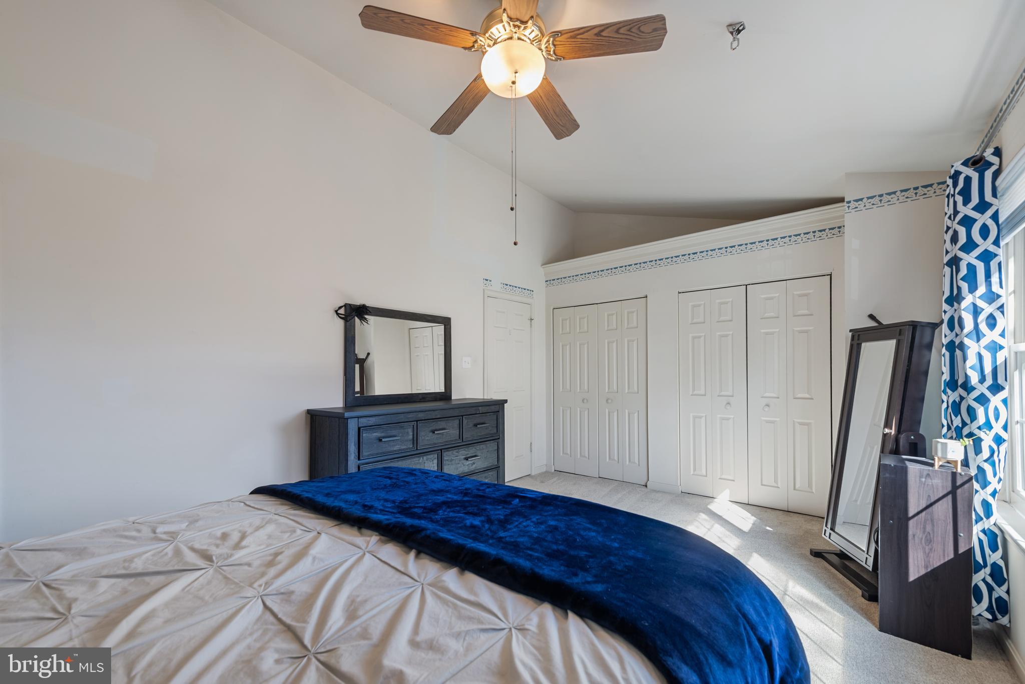 LOVETON FARMS - Residential