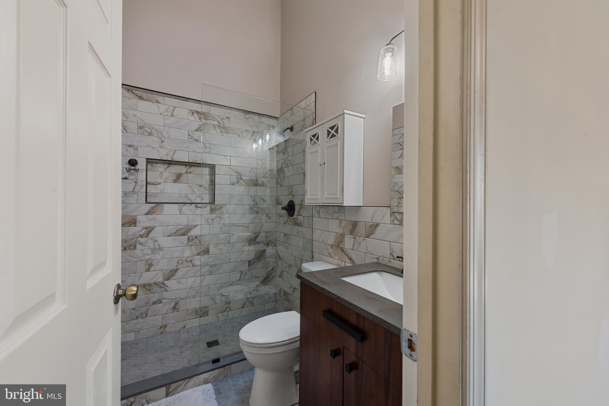 LOVETON FARMS - Residential