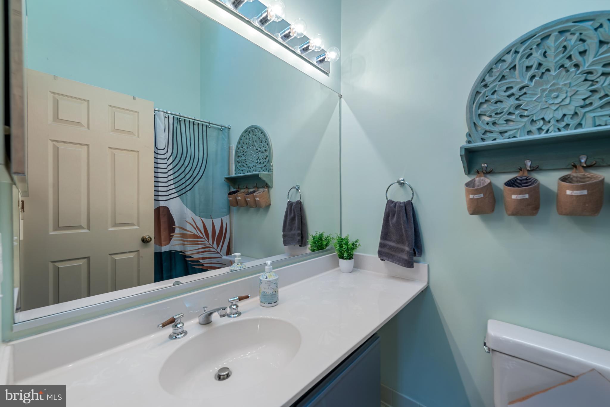 LOVETON FARMS - Residential