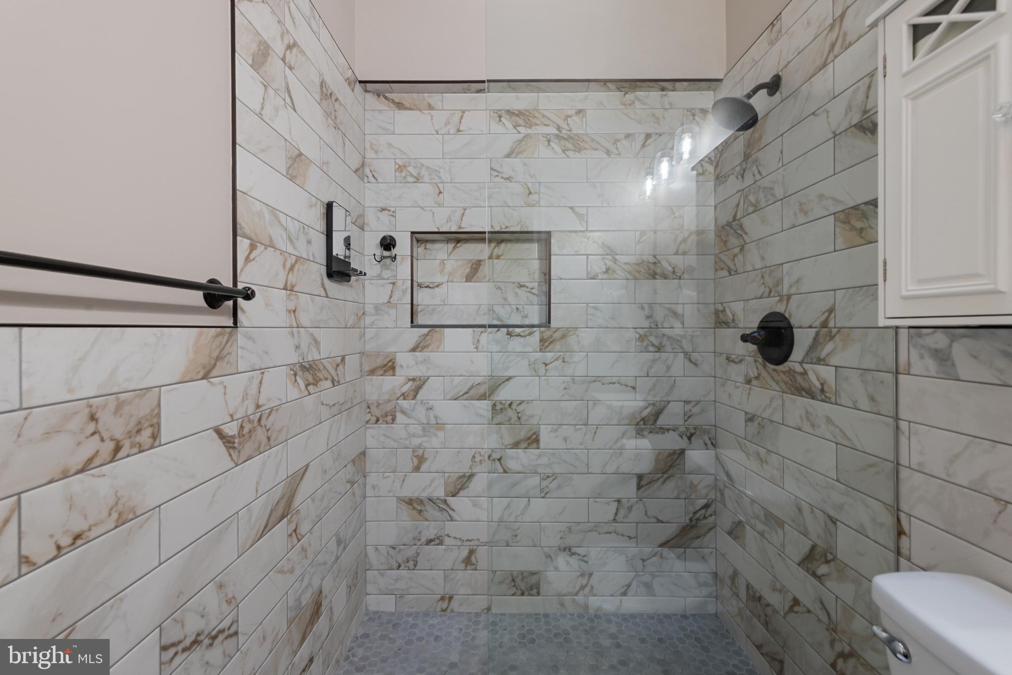 LOVETON FARMS - Residential