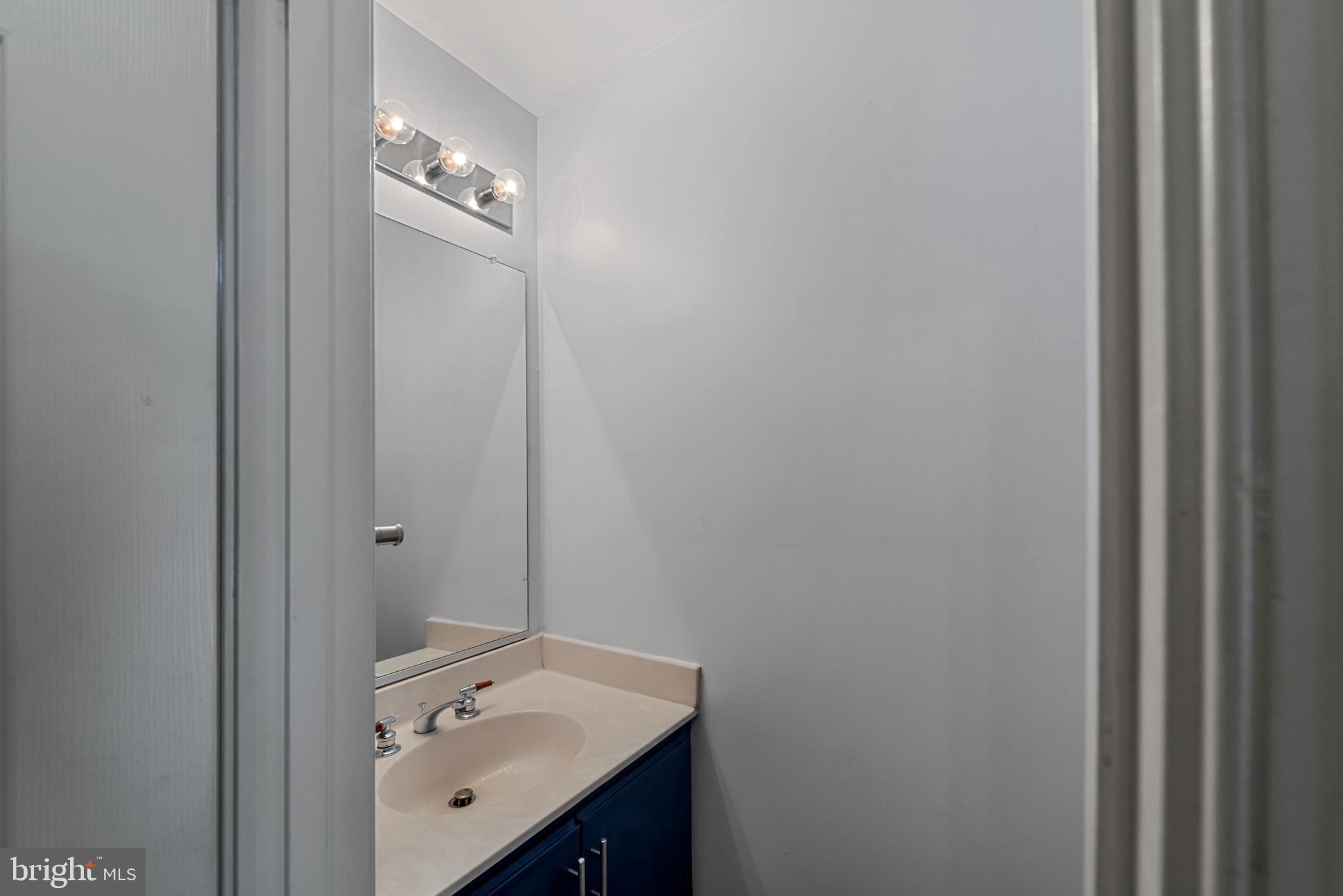 LOVETON FARMS - Residential