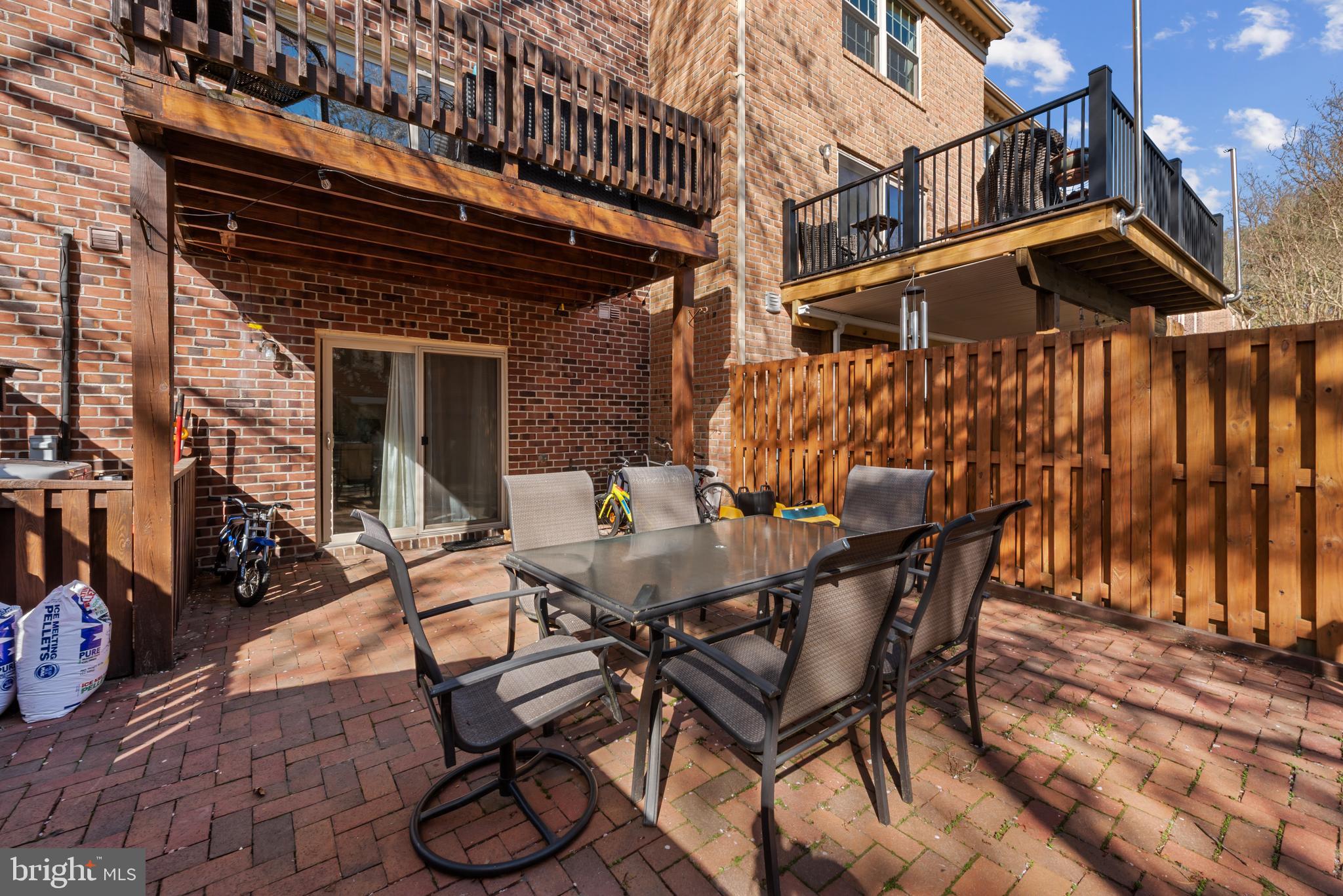 LOVETON FARMS - Residential