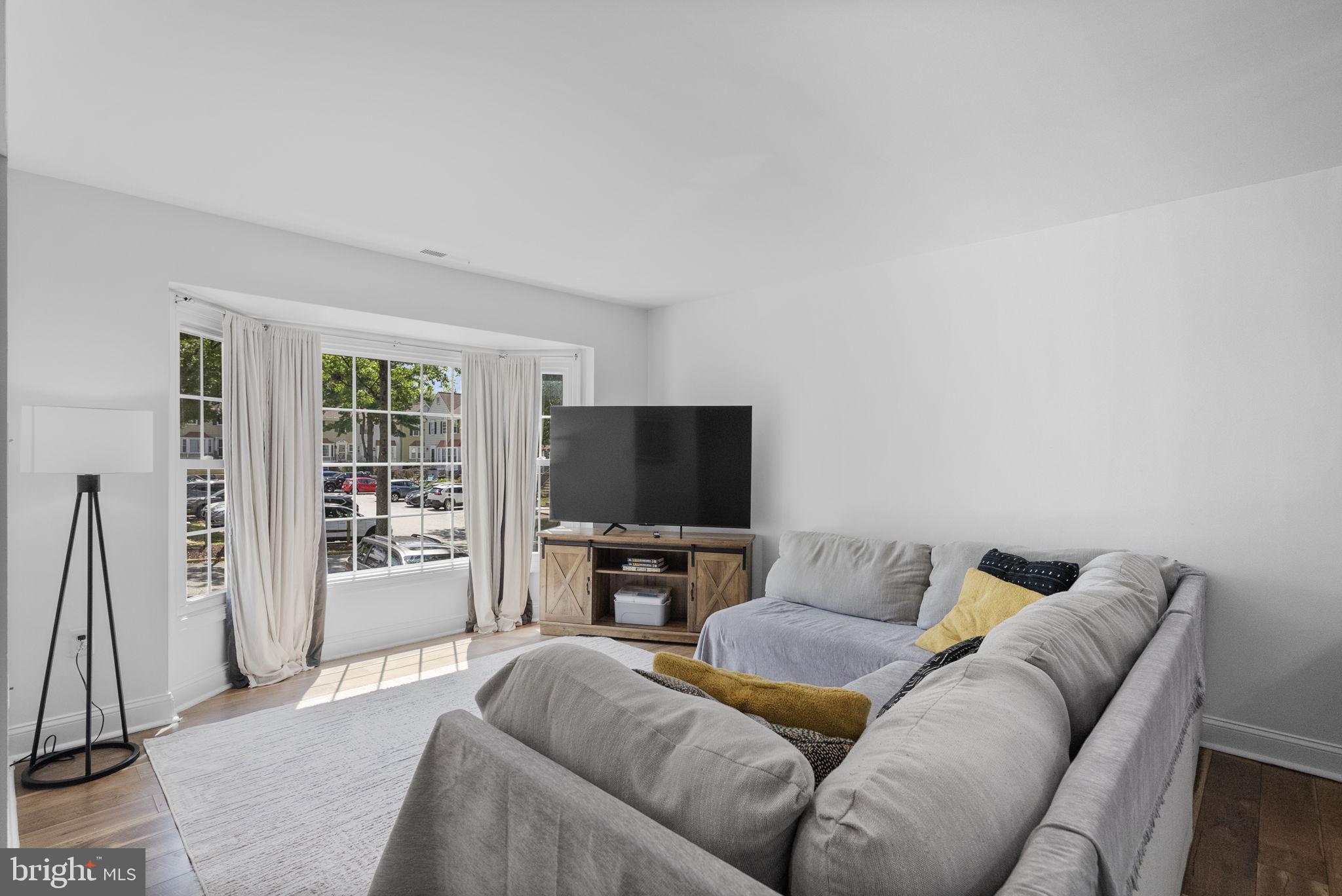 1486 CHATHAM COURT