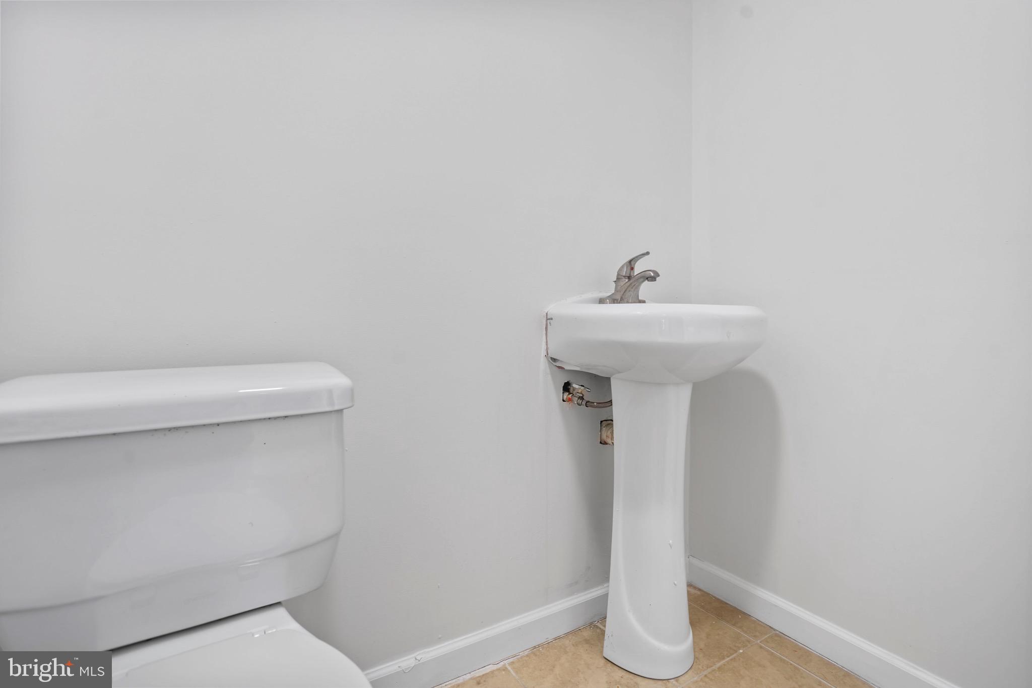 CROSSLAND AT CANAL - Residential