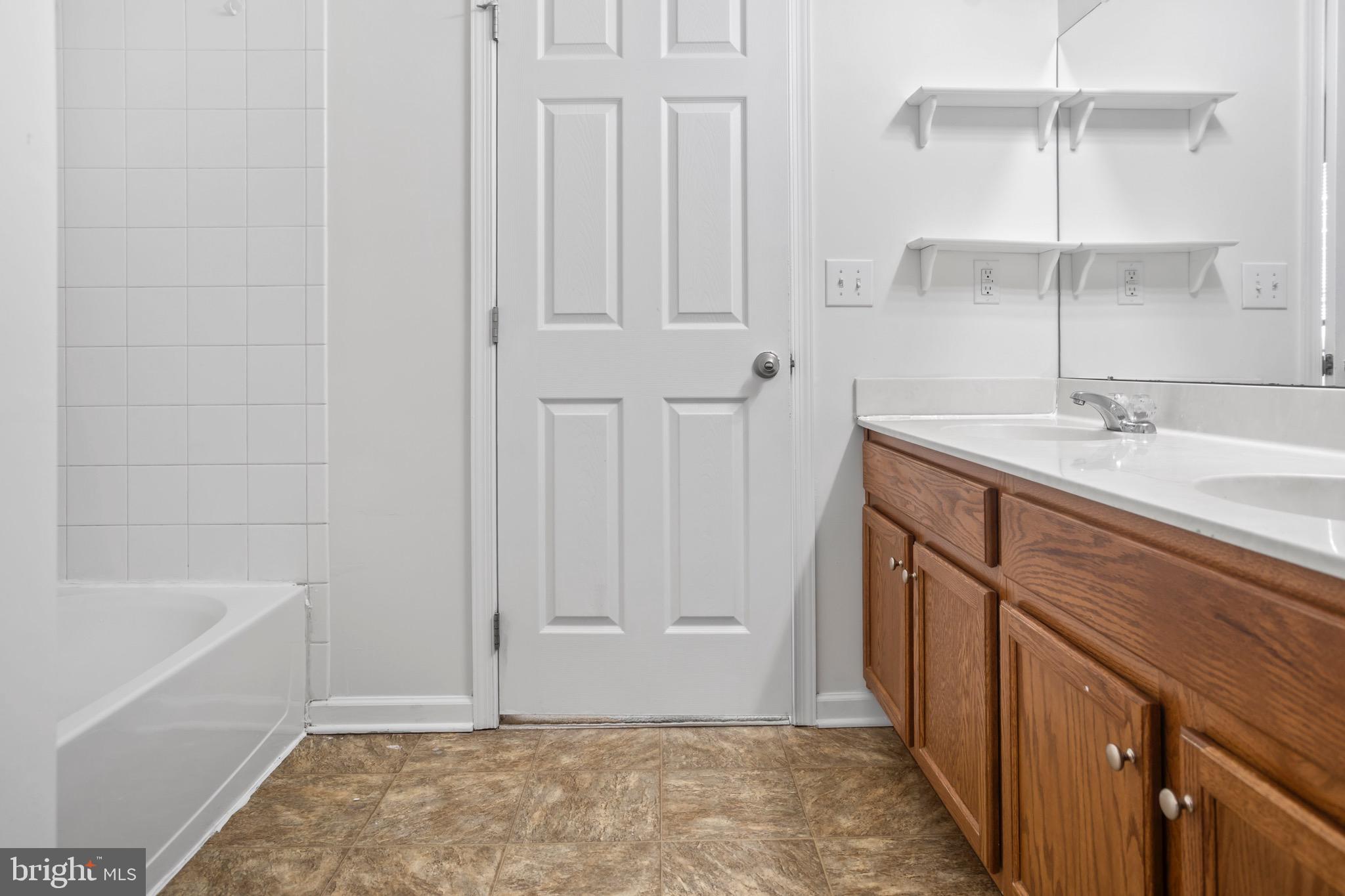 CROSSLAND AT CANAL - Residential