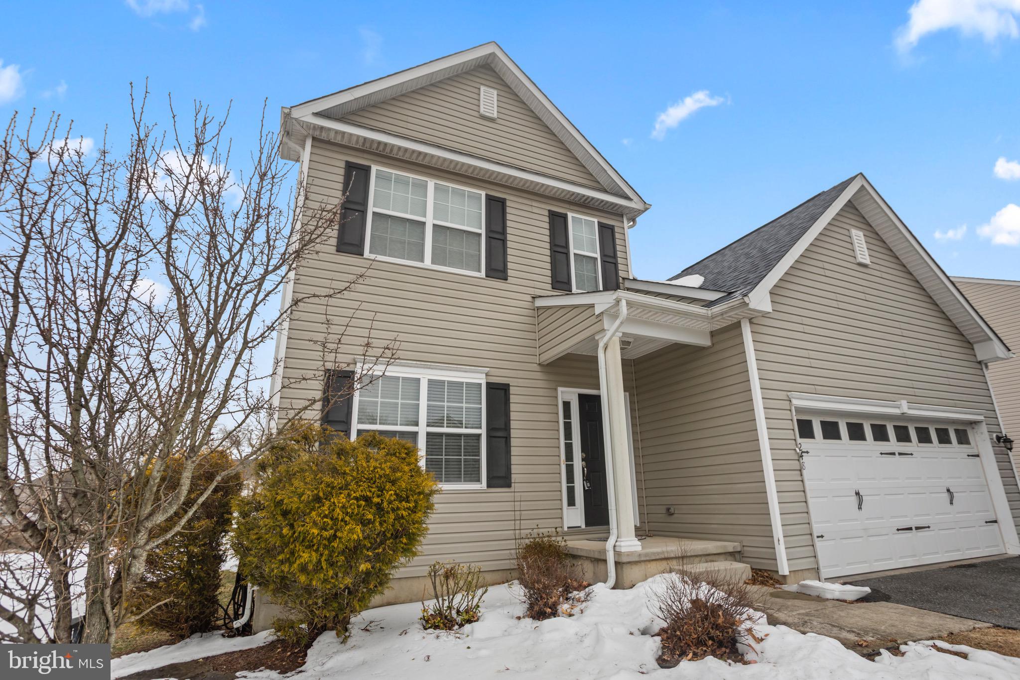 CROSSLAND AT CANAL - Residential