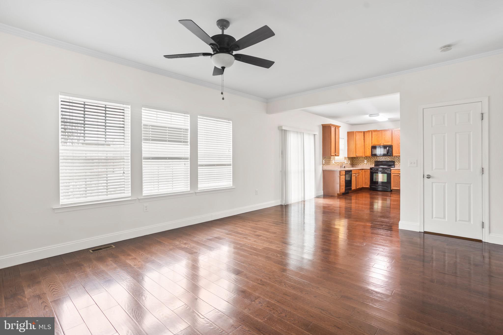 CROSSLAND AT CANAL - Residential