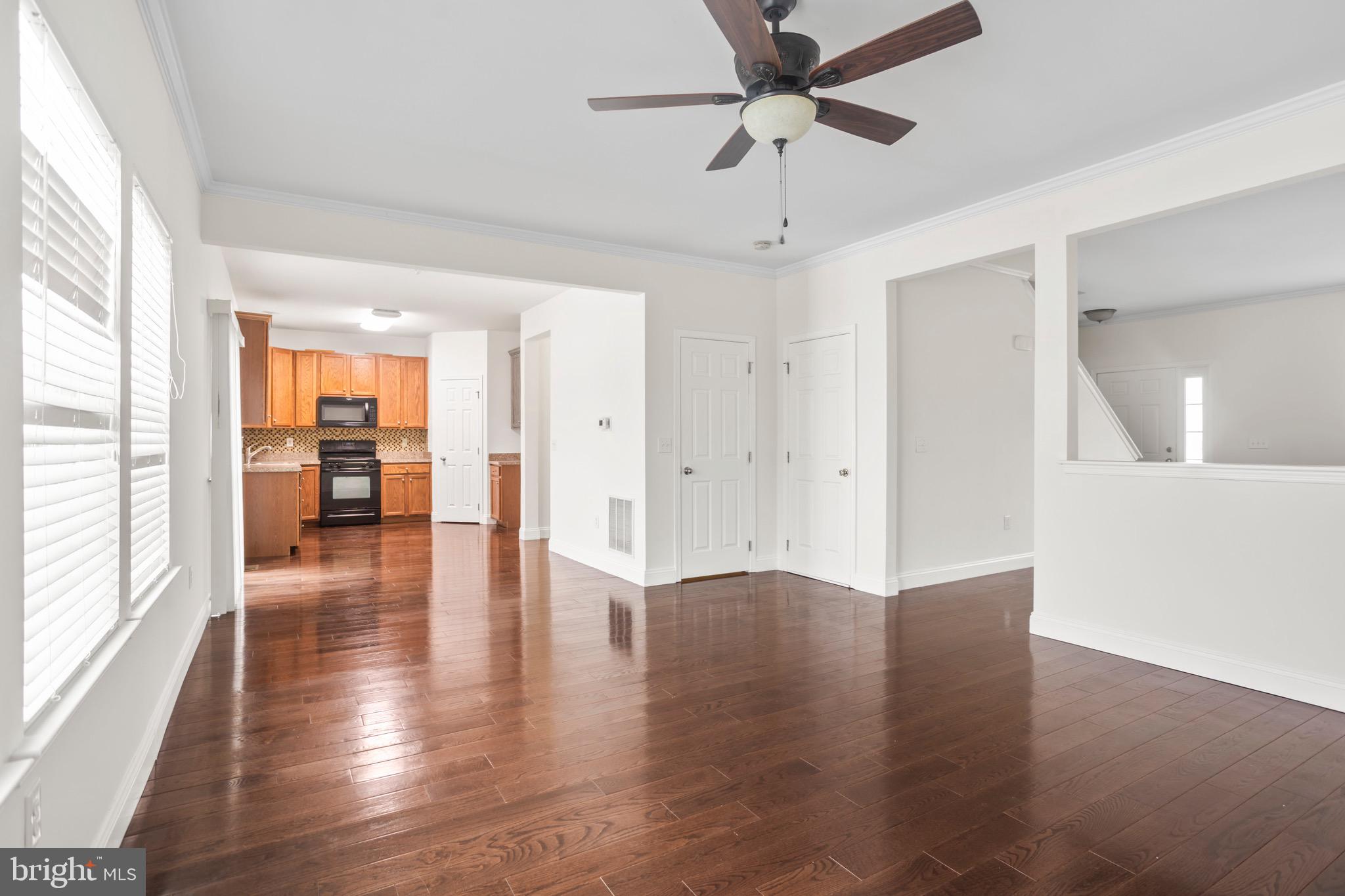 CROSSLAND AT CANAL - Residential